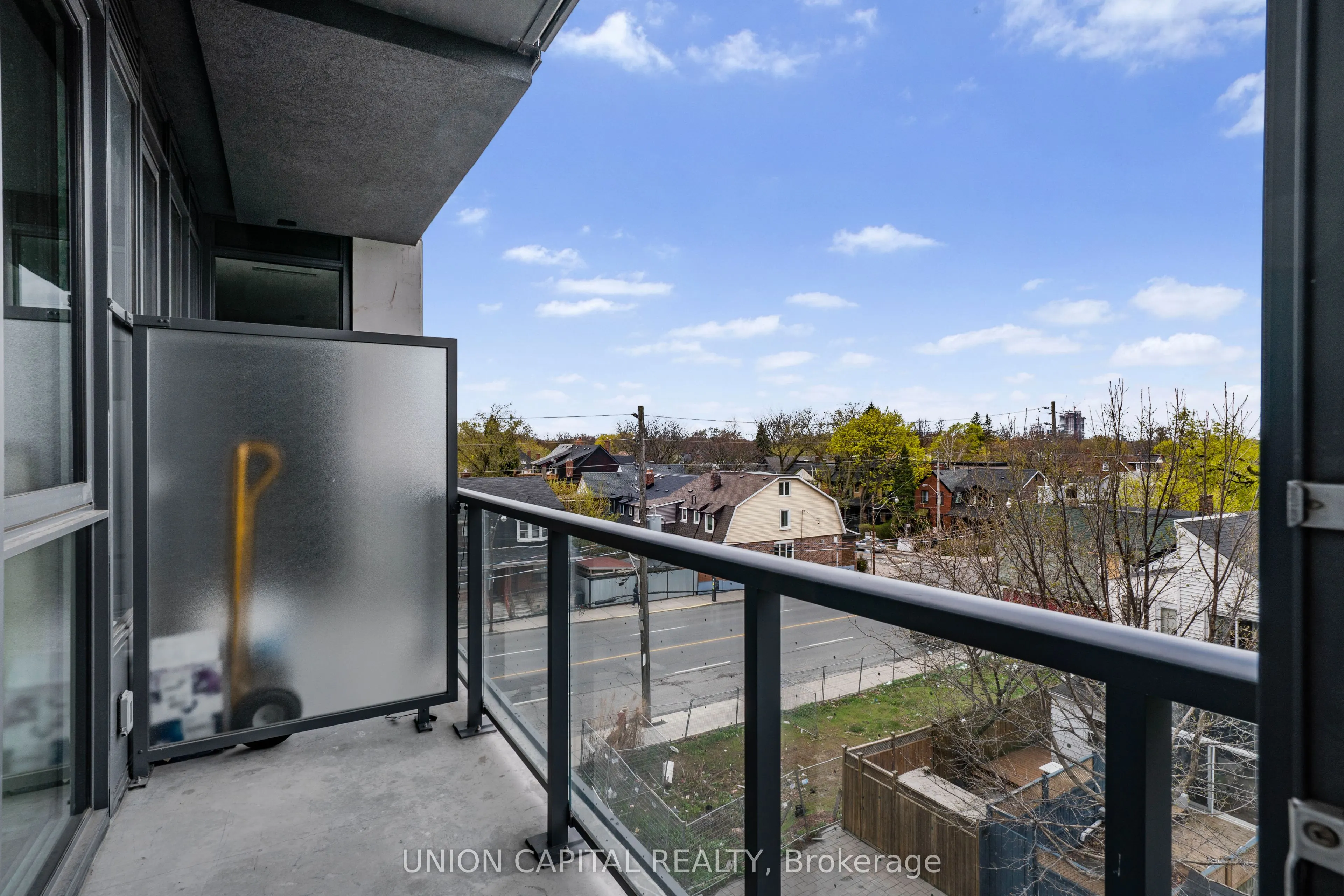 500 Dupont Street, #306