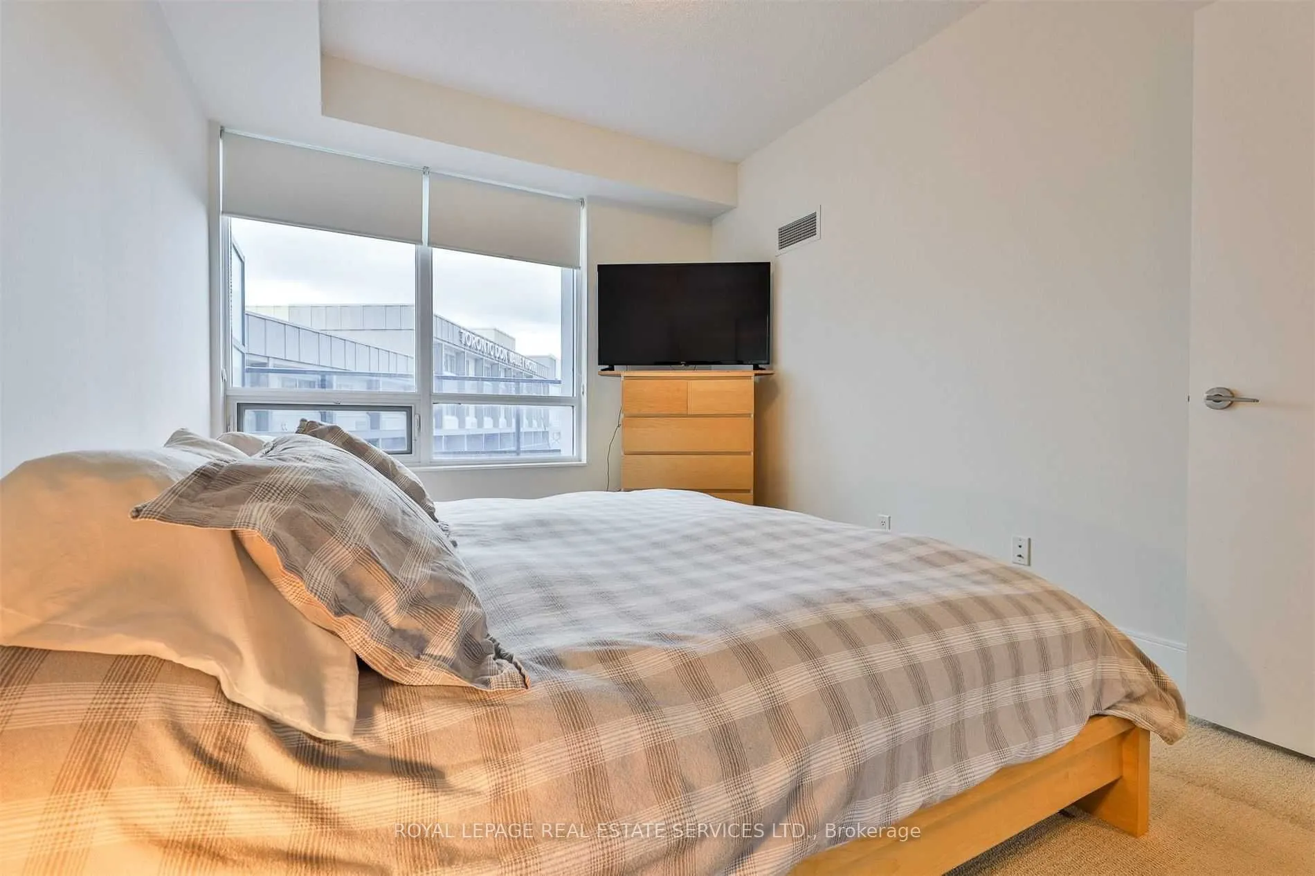181 Wynford Drive, #412