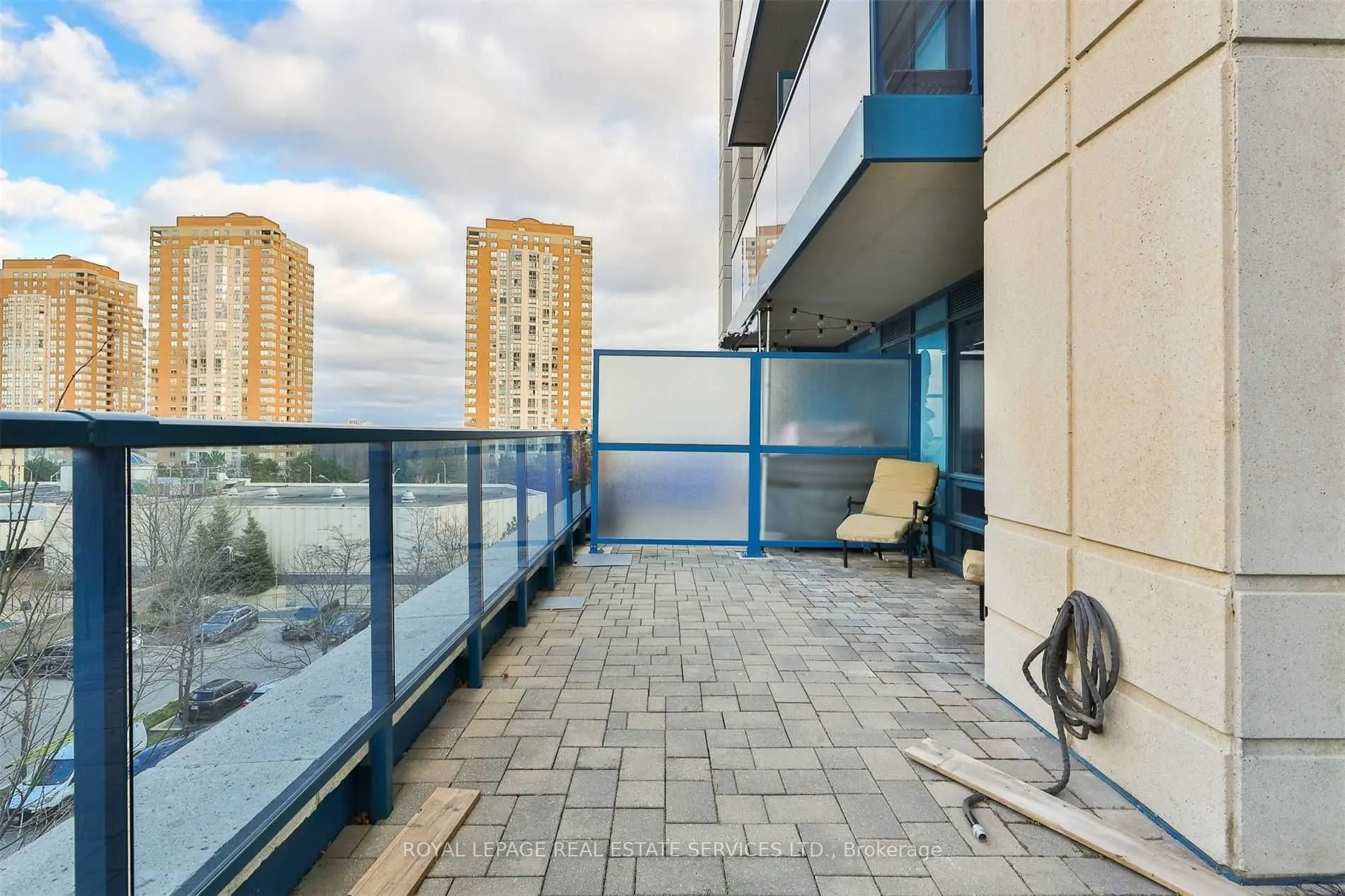 181 Wynford Drive, #412
