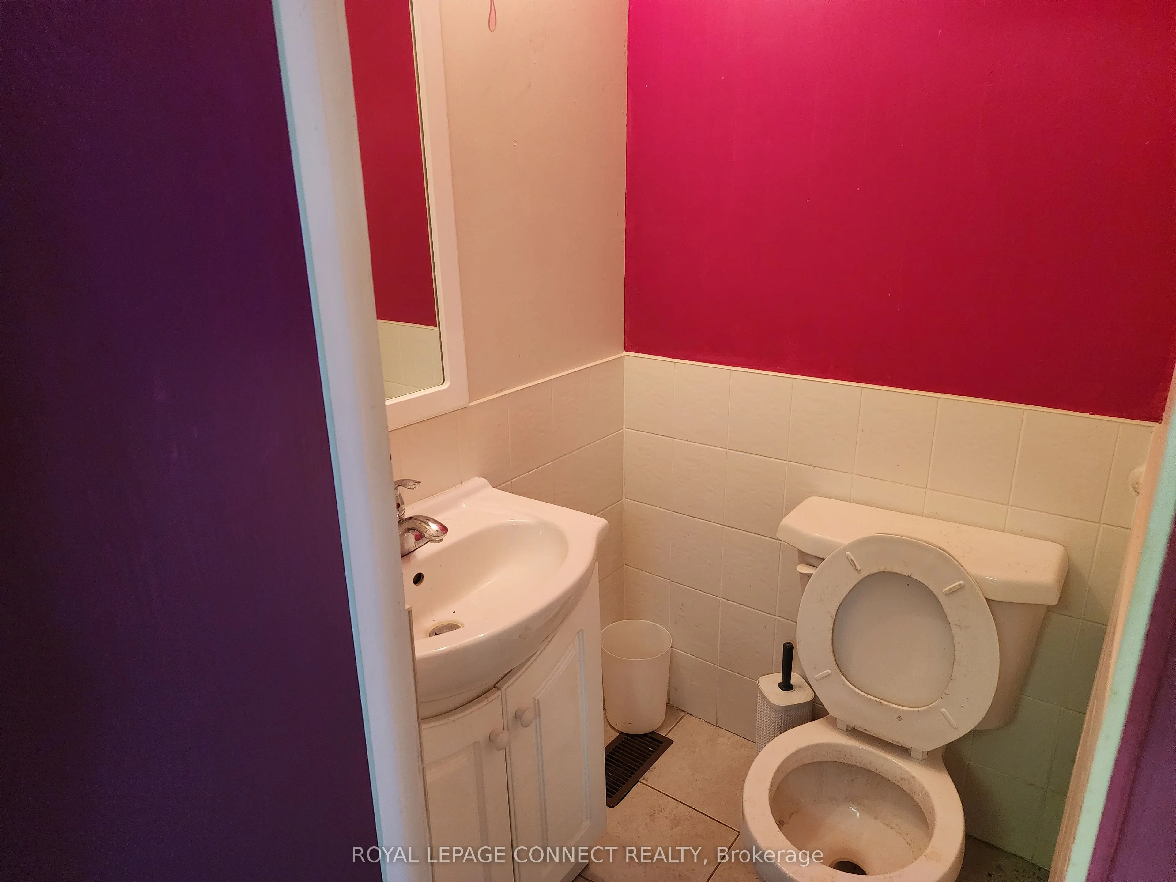 1105 Bathurst Street