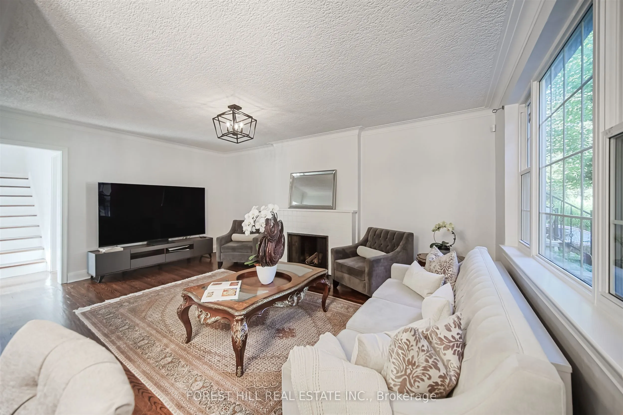 47 Rowley Avenue