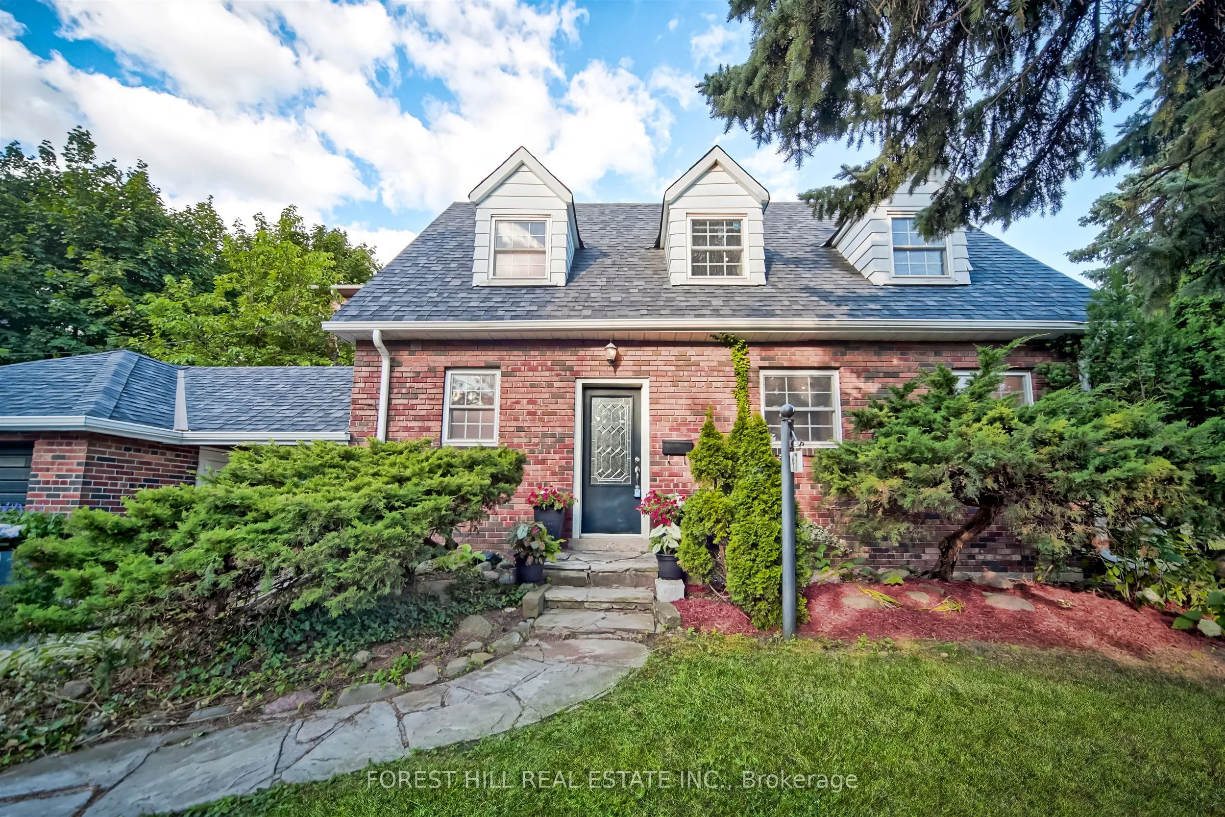 47 Rowley Avenue