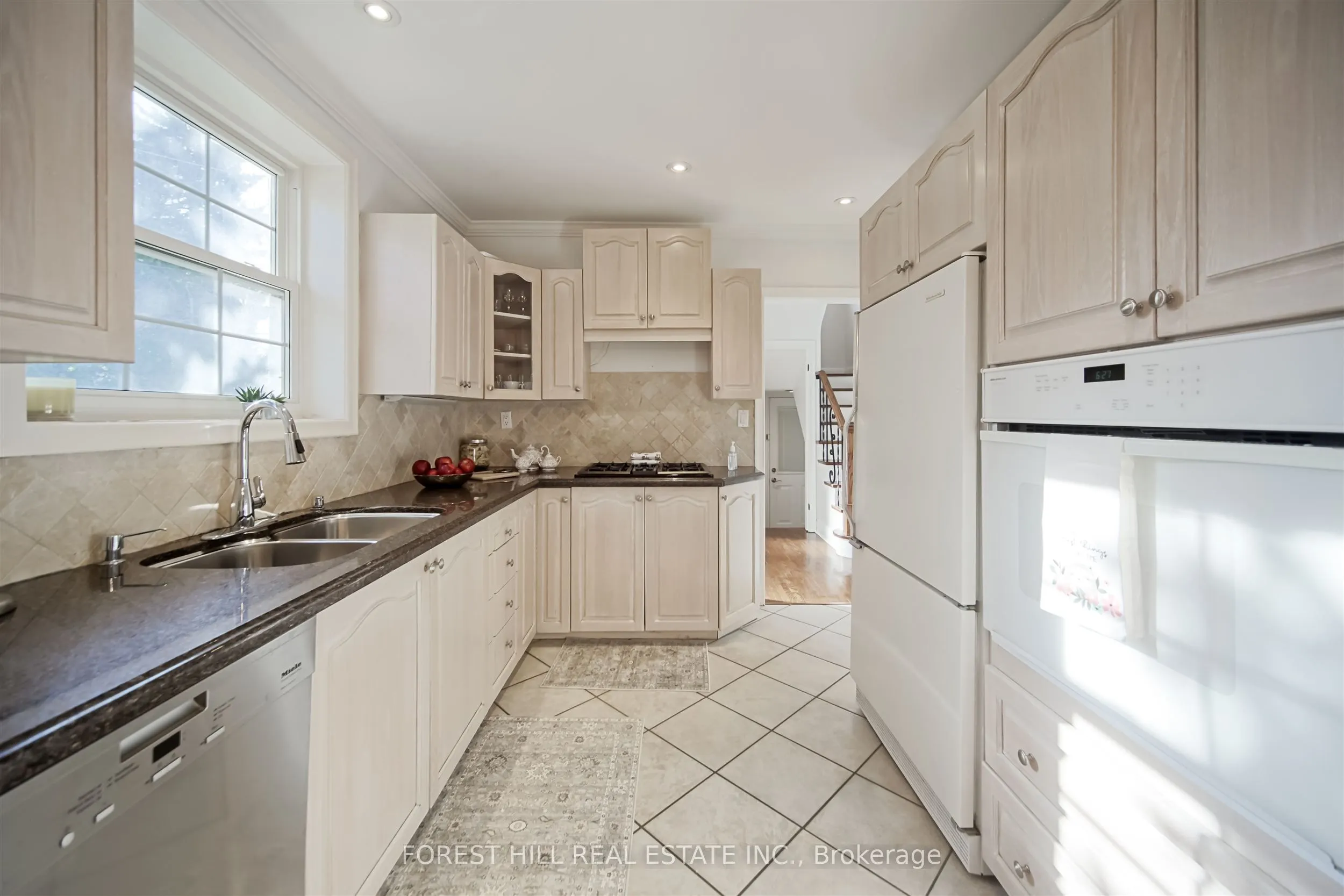 47 Rowley Avenue