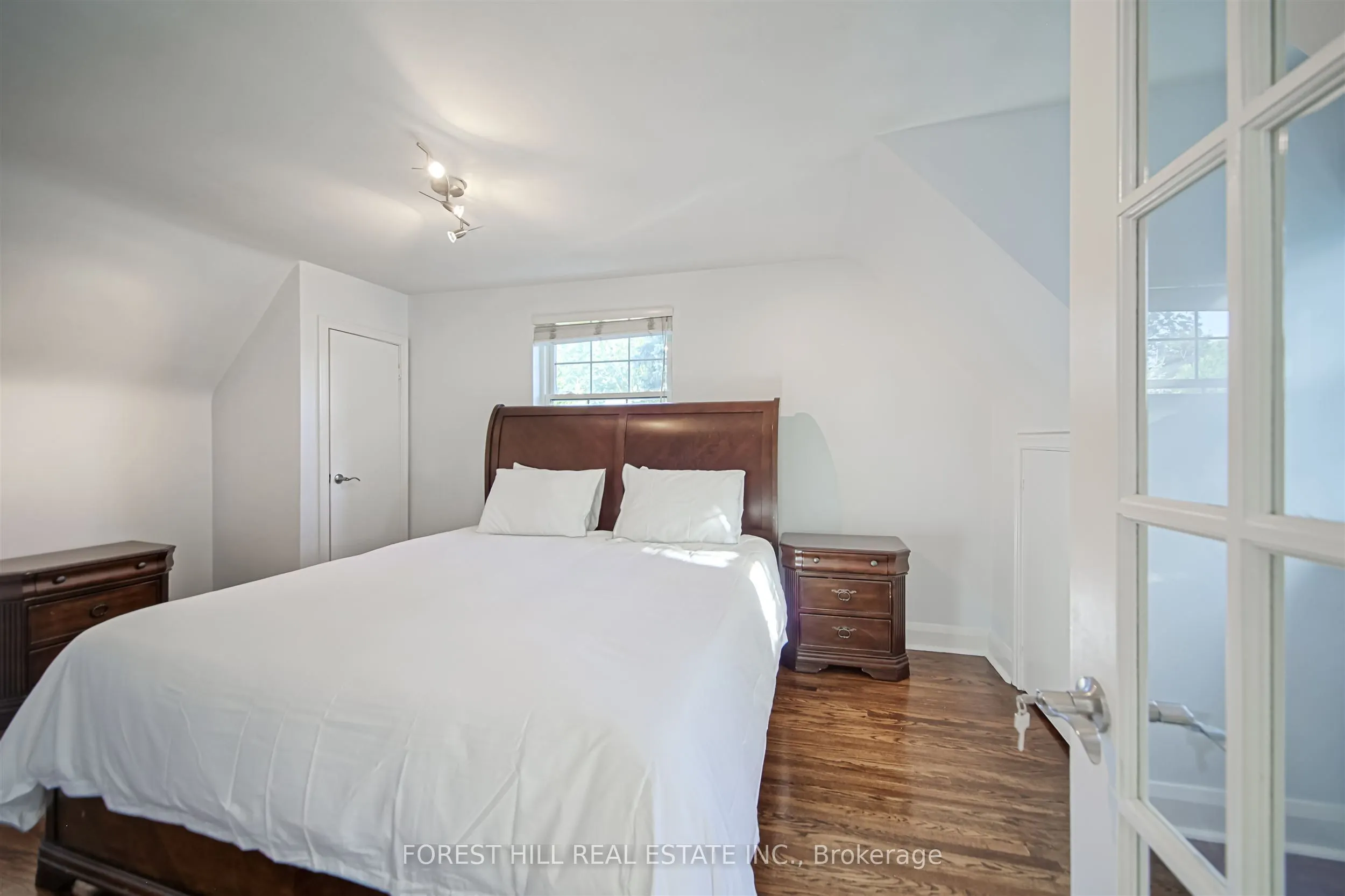 47 Rowley Avenue