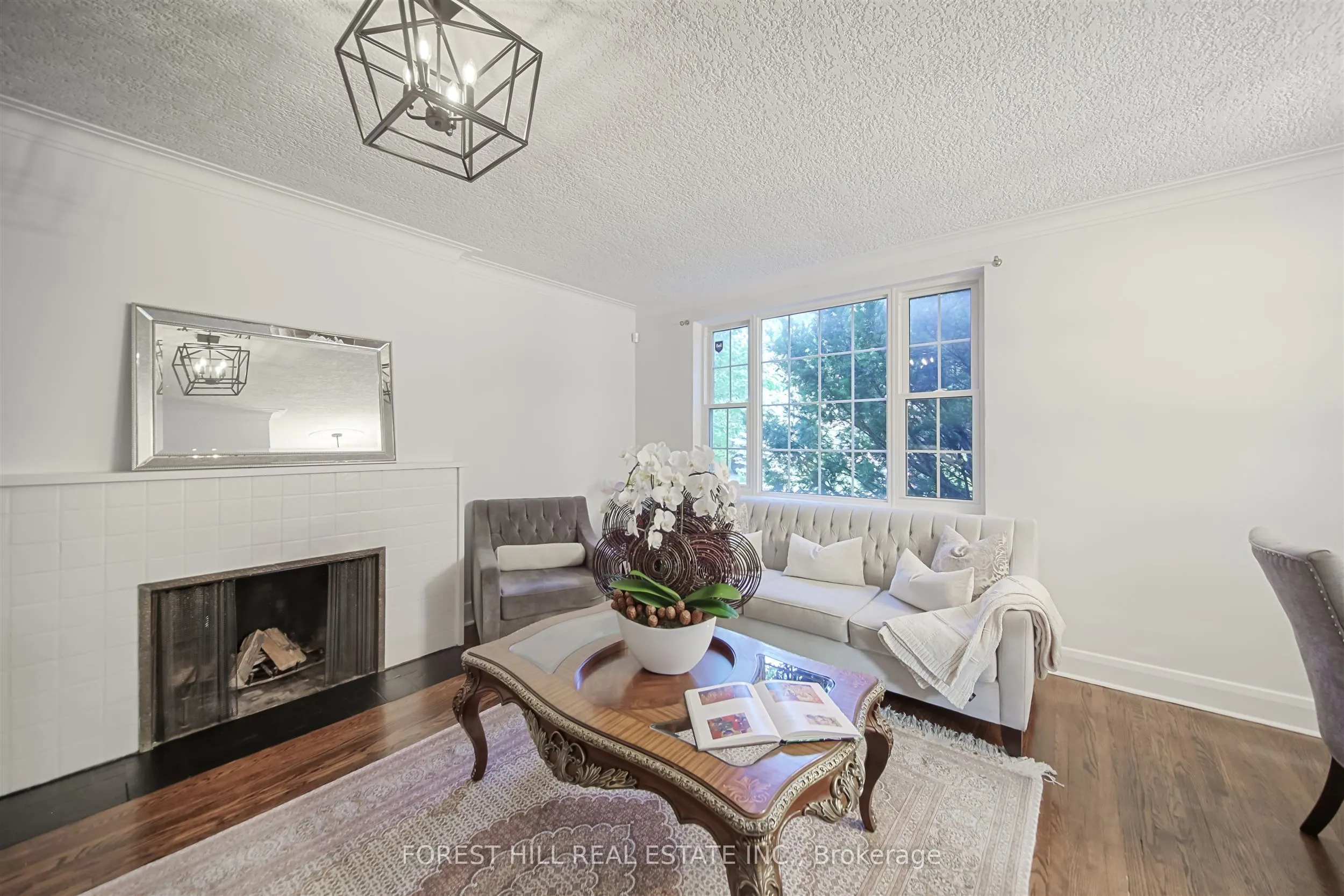 47 Rowley Avenue