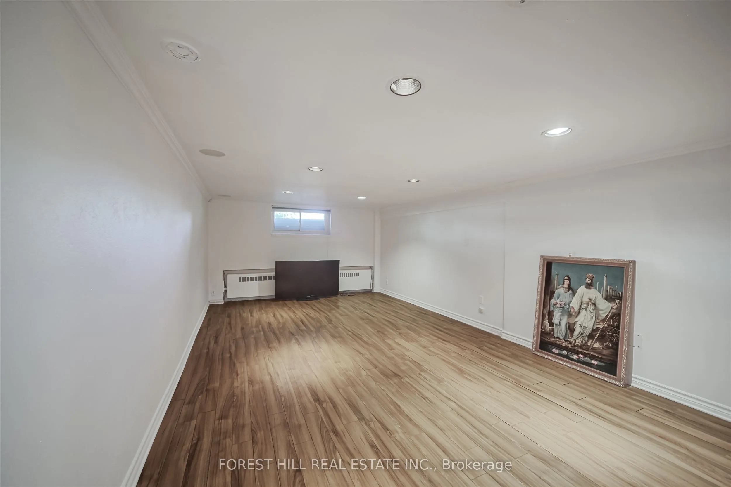 47 Rowley Avenue