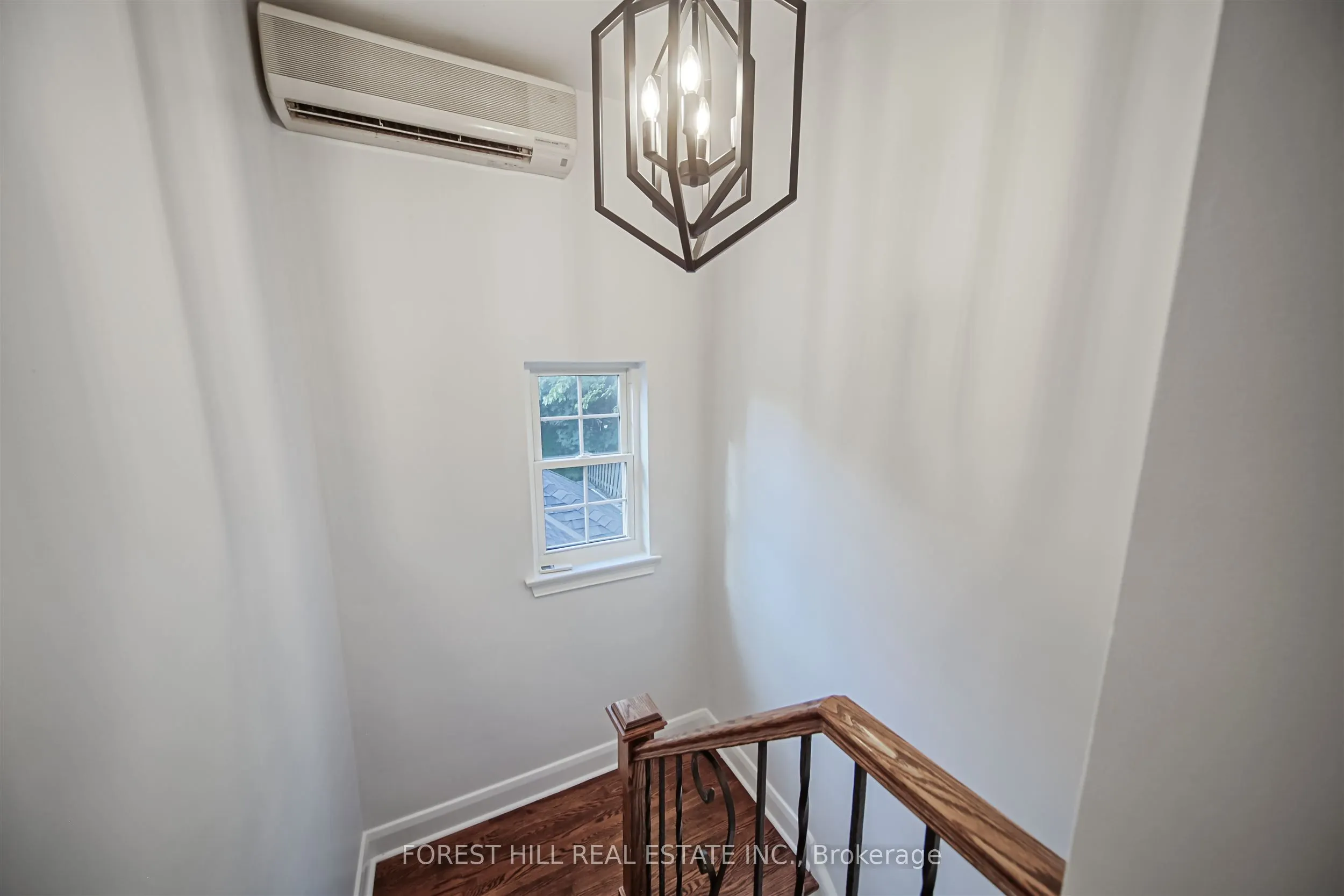 47 Rowley Avenue