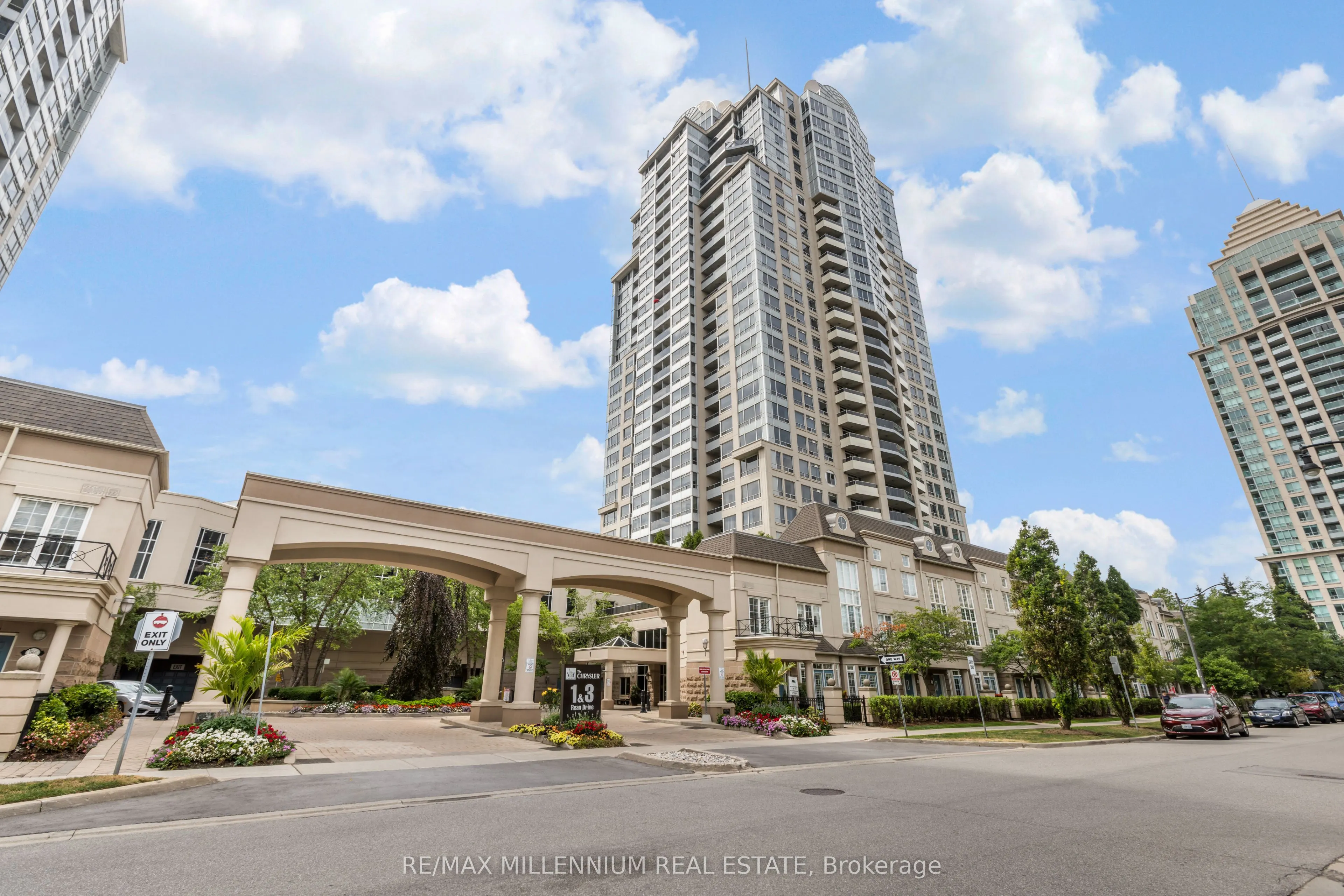1 Rean Drive SW, #2211