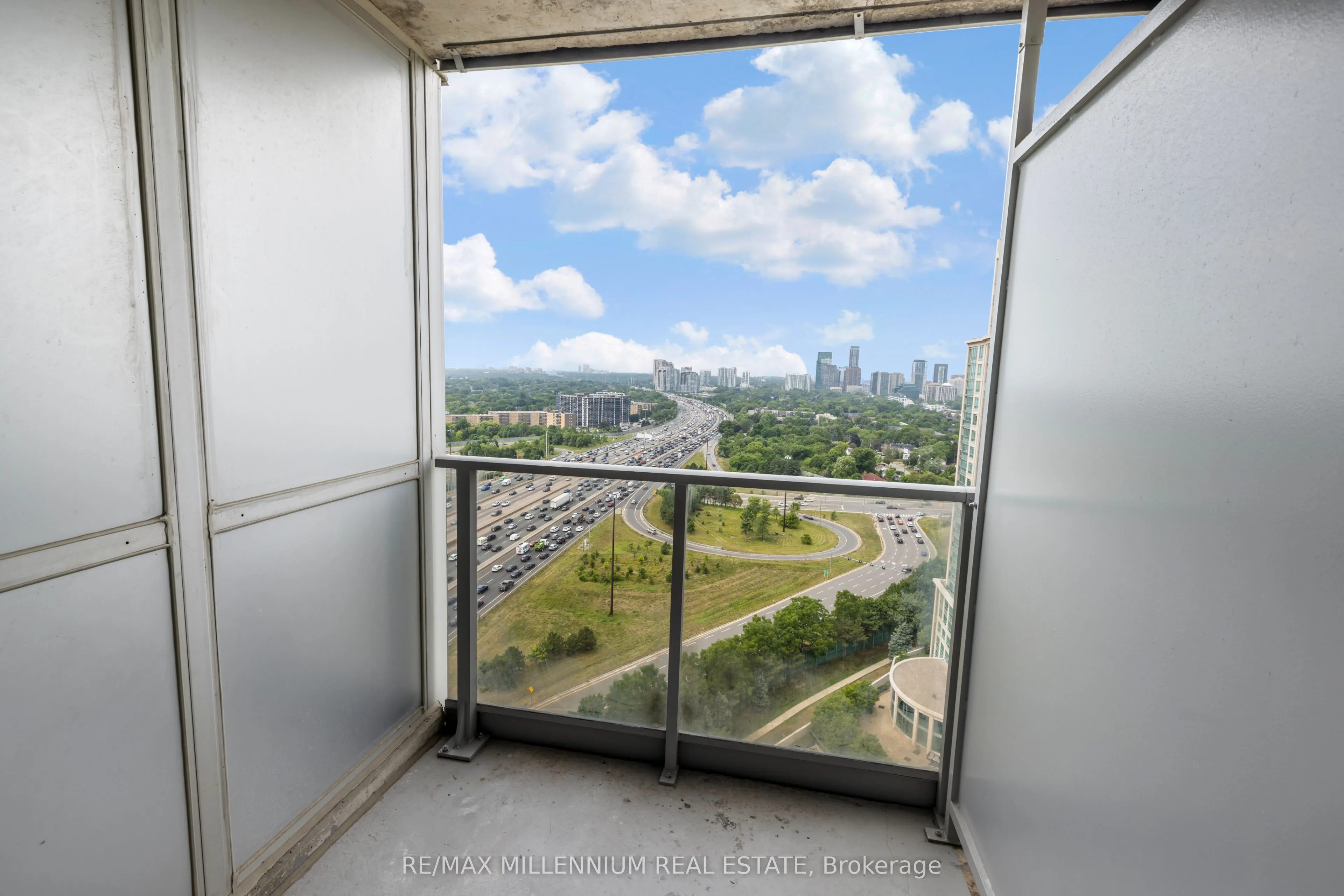 1 Rean Drive SW, #2211