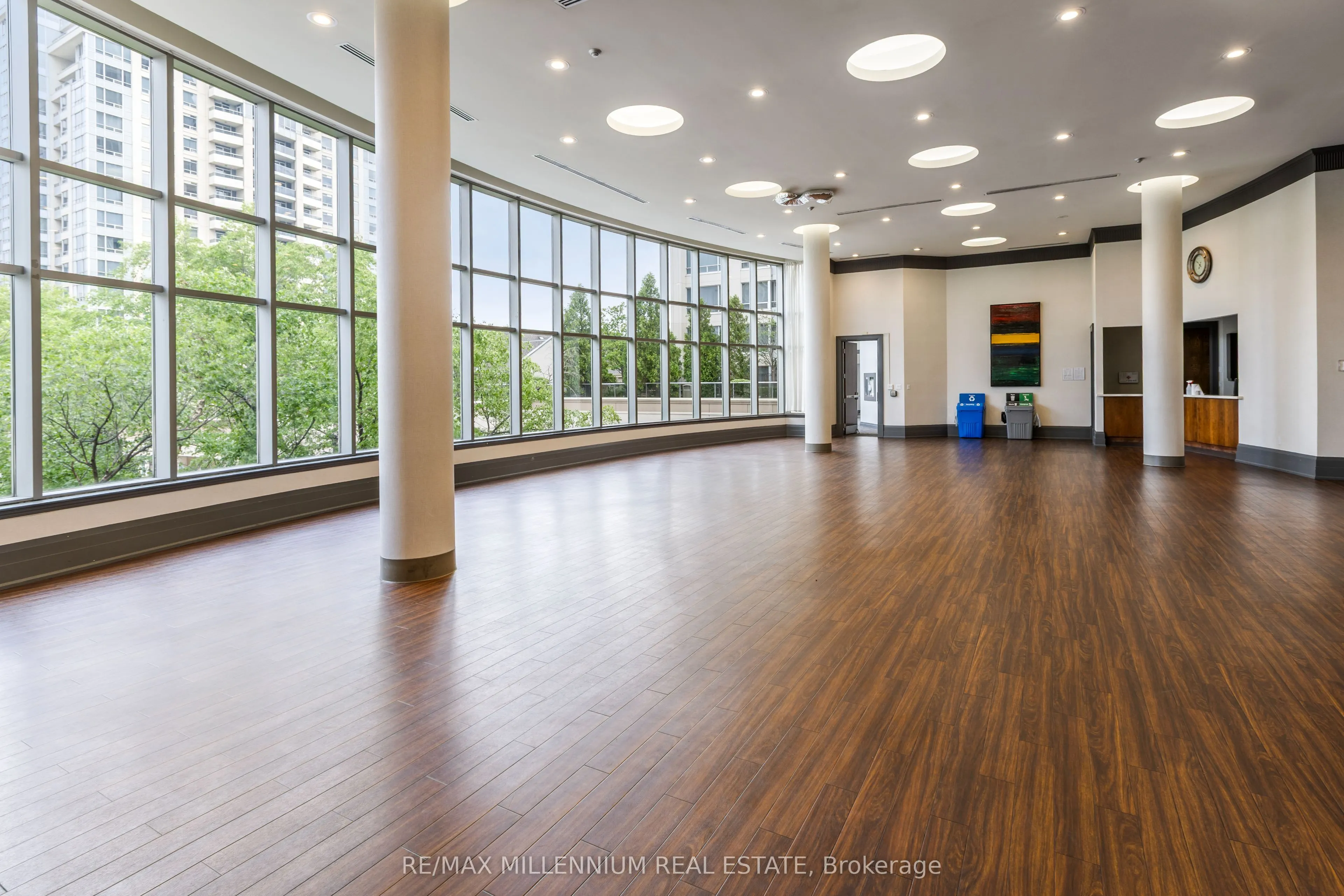1 Rean Drive SW, #2211