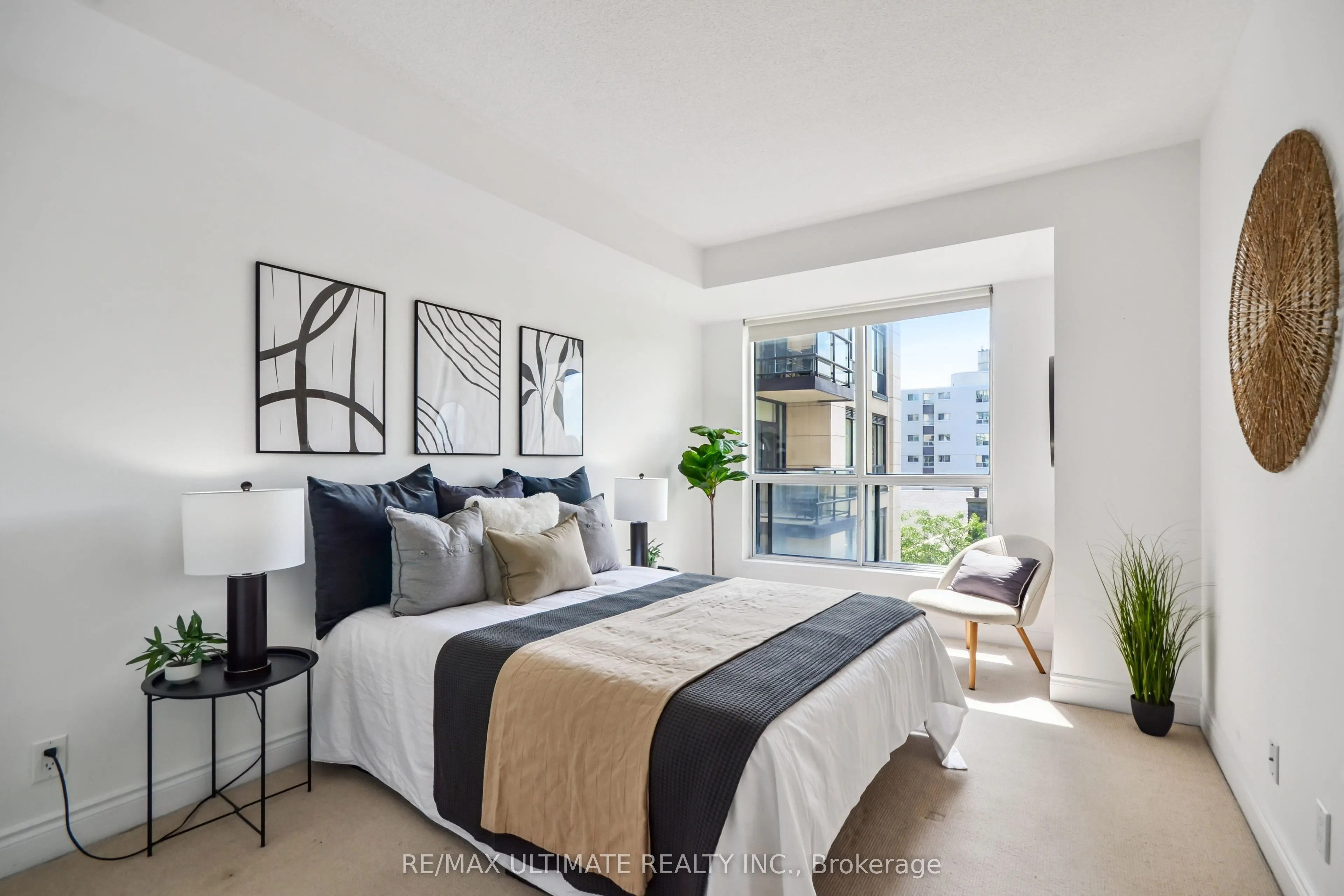 10 Delisle Avenue, #611