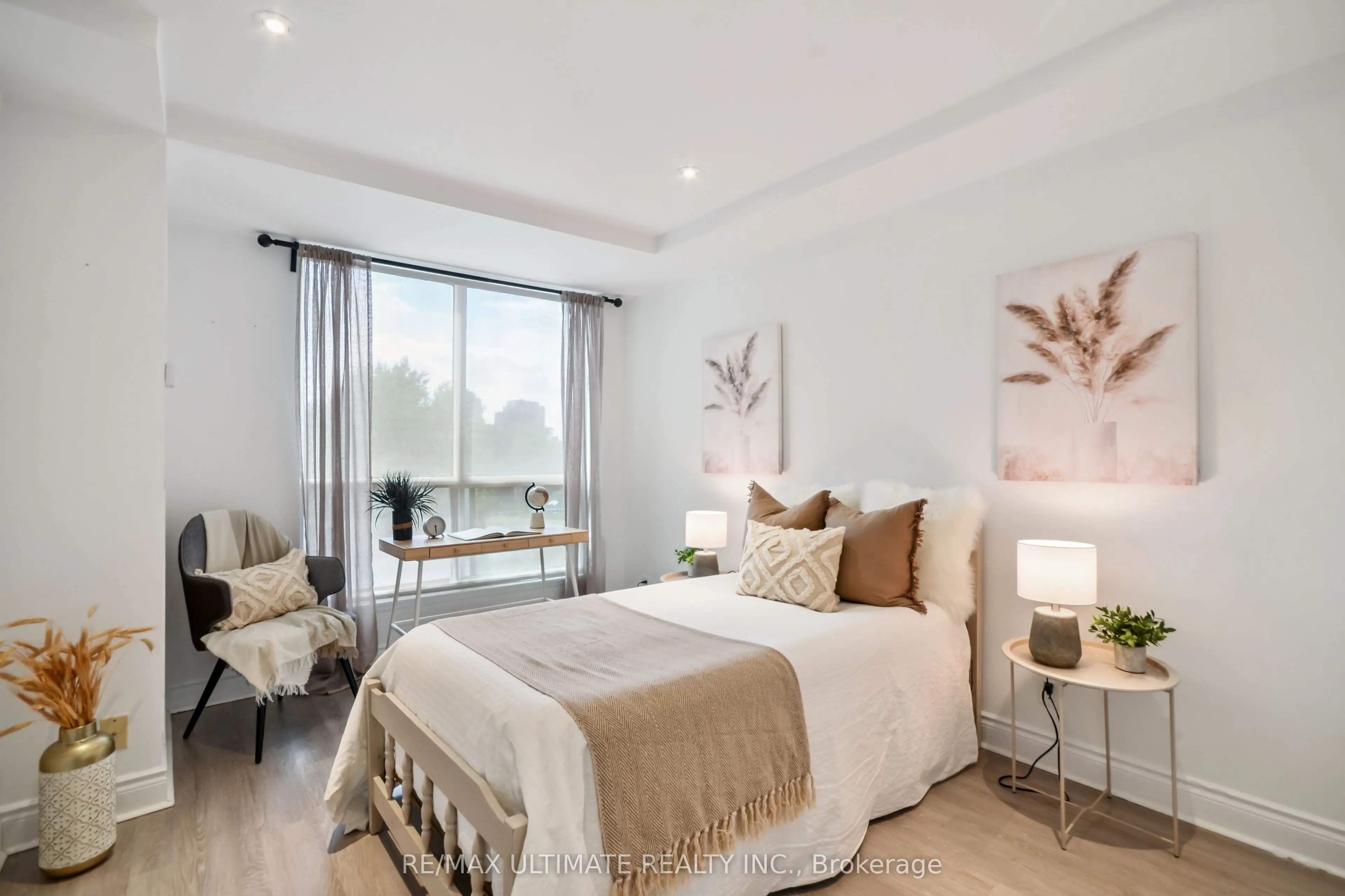 10 Delisle Avenue, #611
