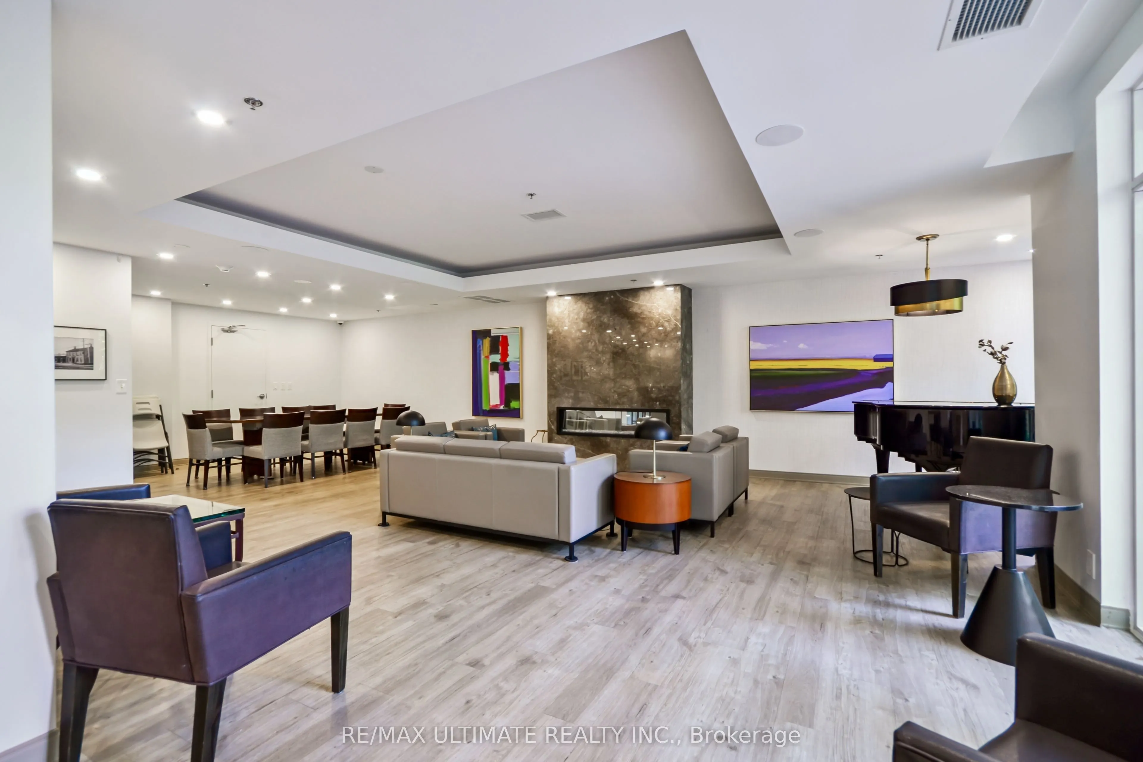10 Delisle Avenue, #611