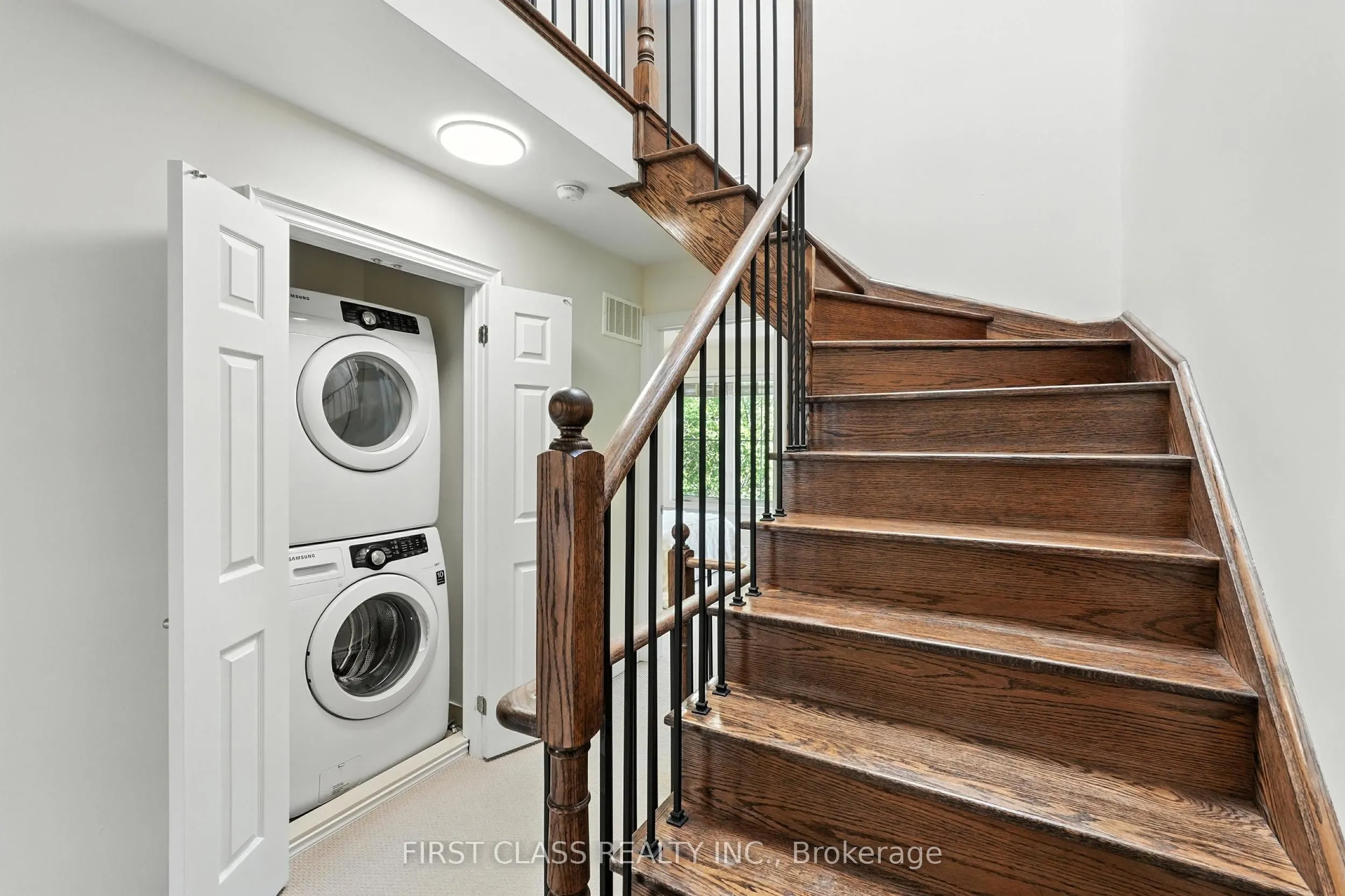 23 Slingsby Lane