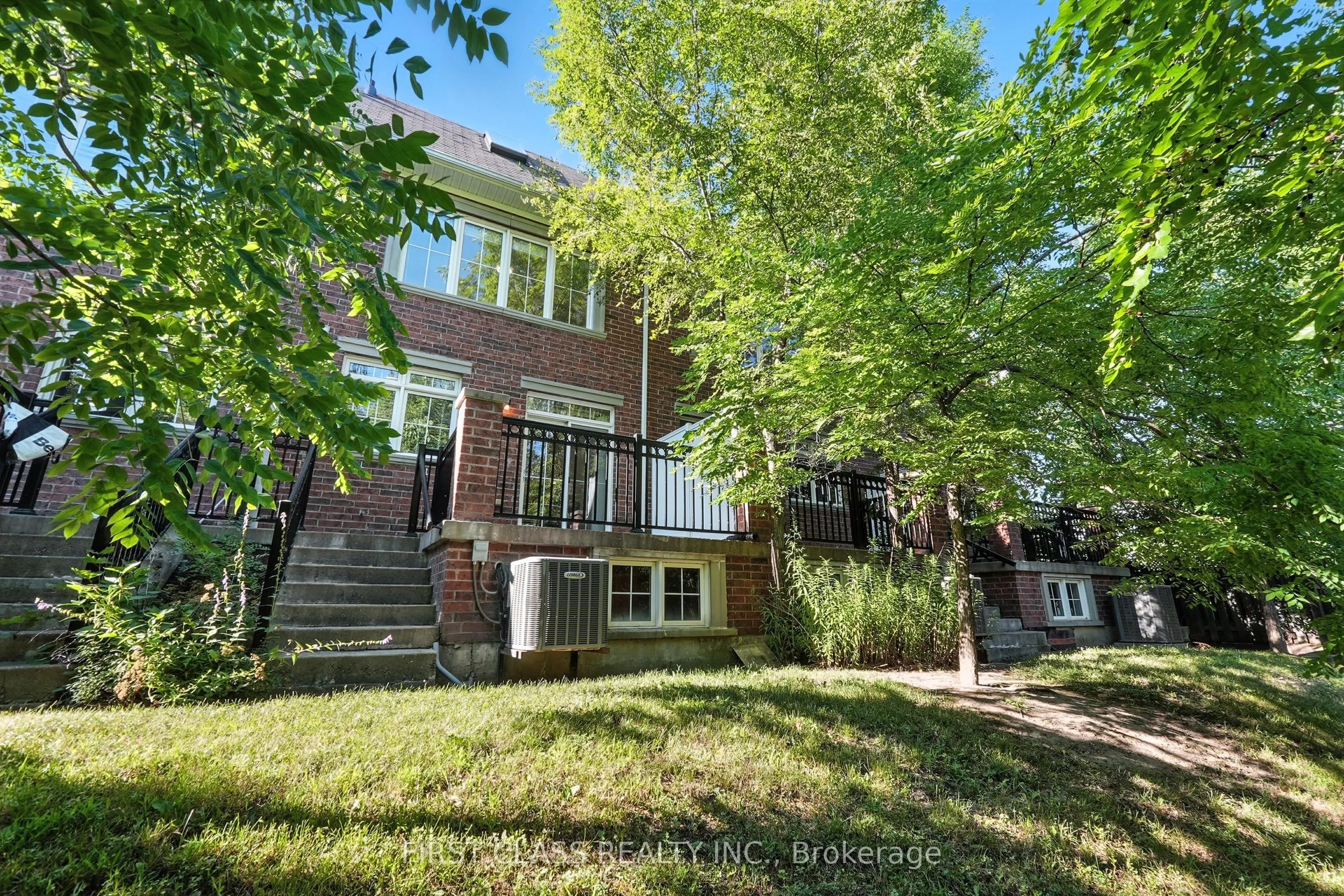 23 Slingsby Lane
