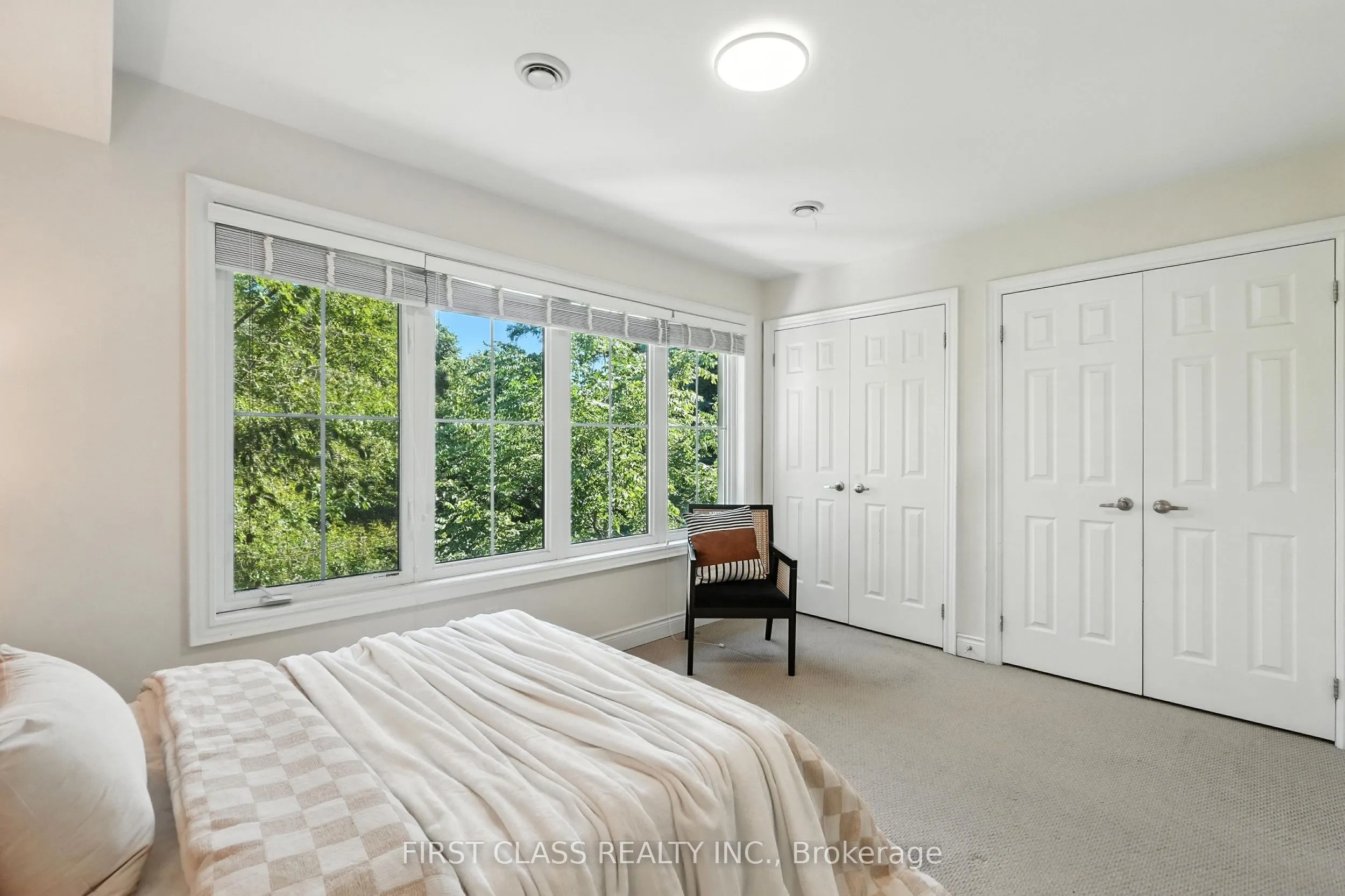 23 Slingsby Lane