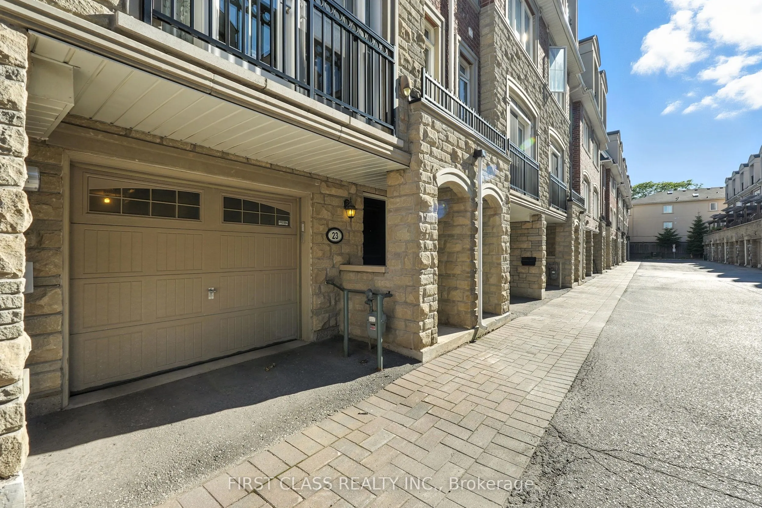 23 Slingsby Lane