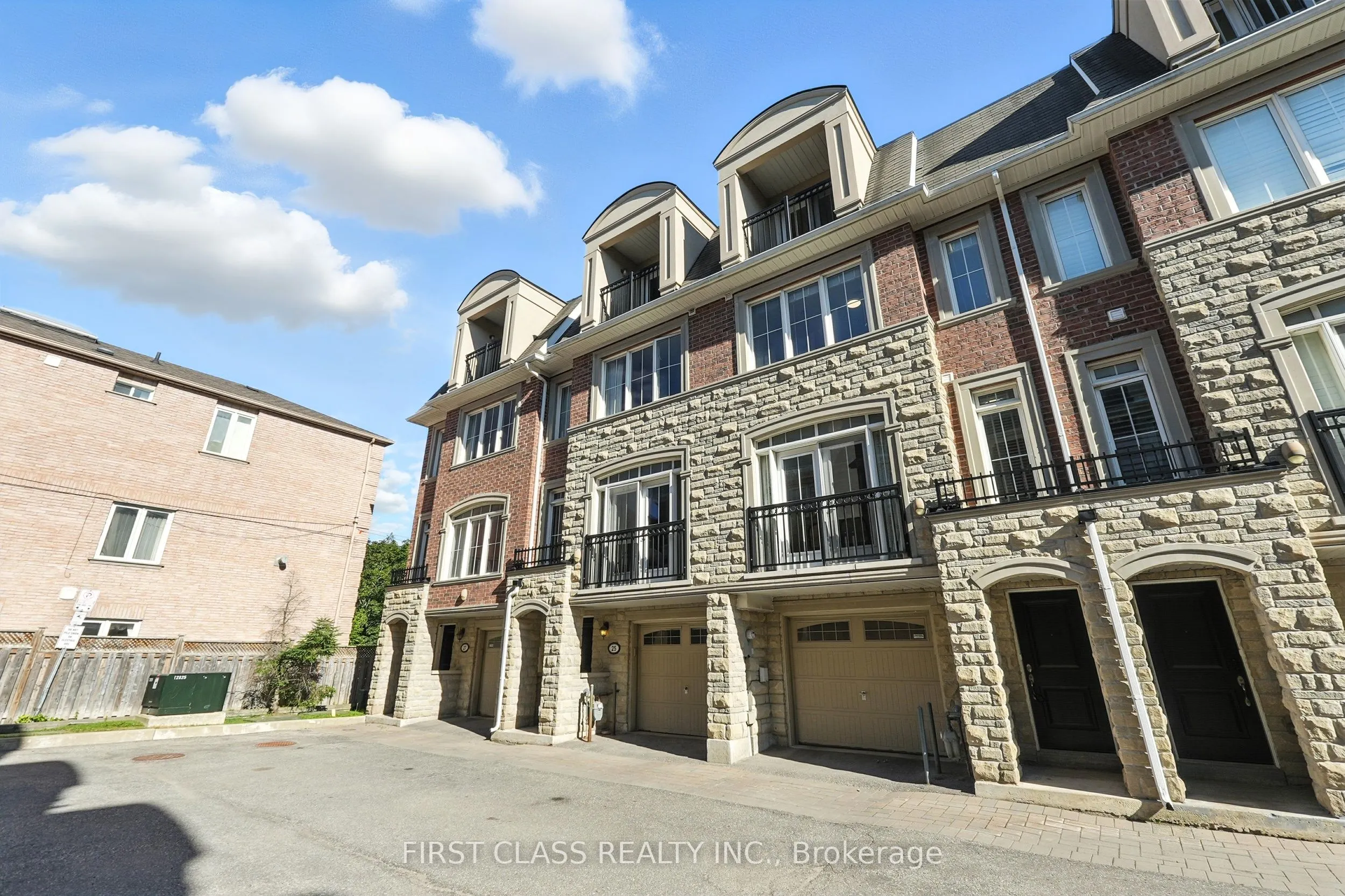 23 Slingsby Lane