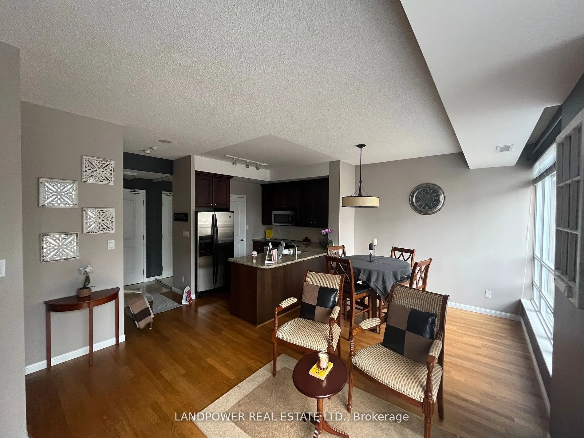 900 Mount Pleasant Road, #511