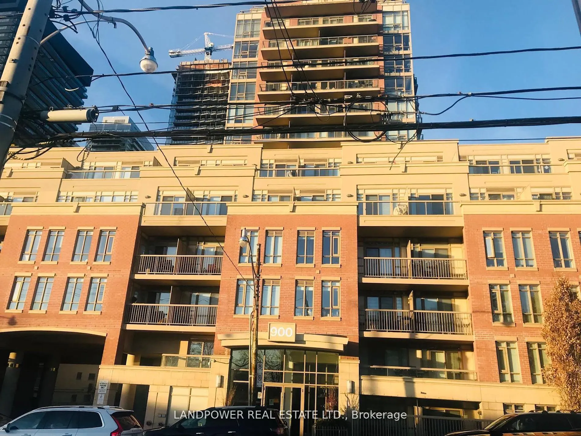 900 Mount Pleasant Road, #511