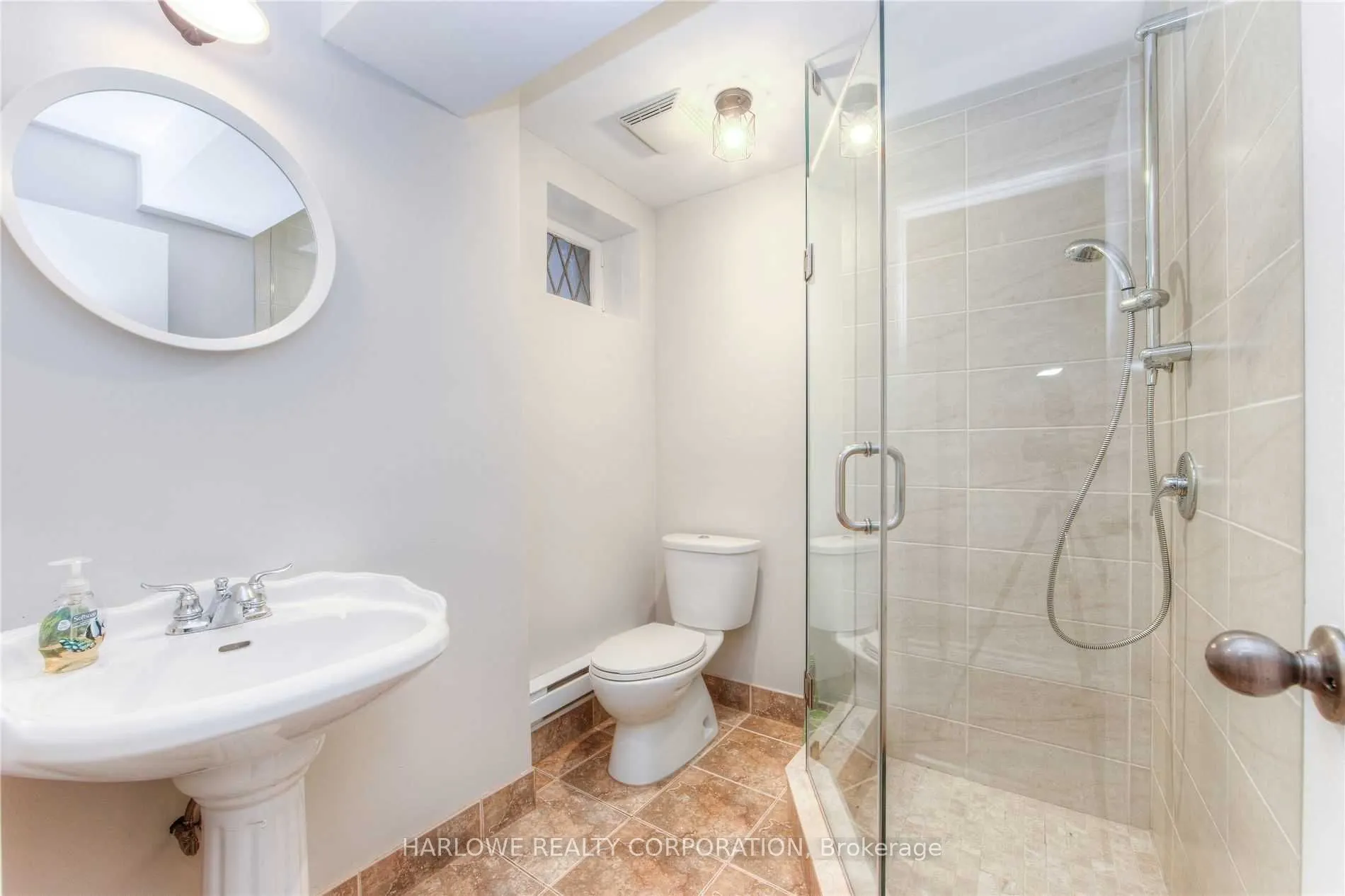 283 Chaplin Crescent, #Lower