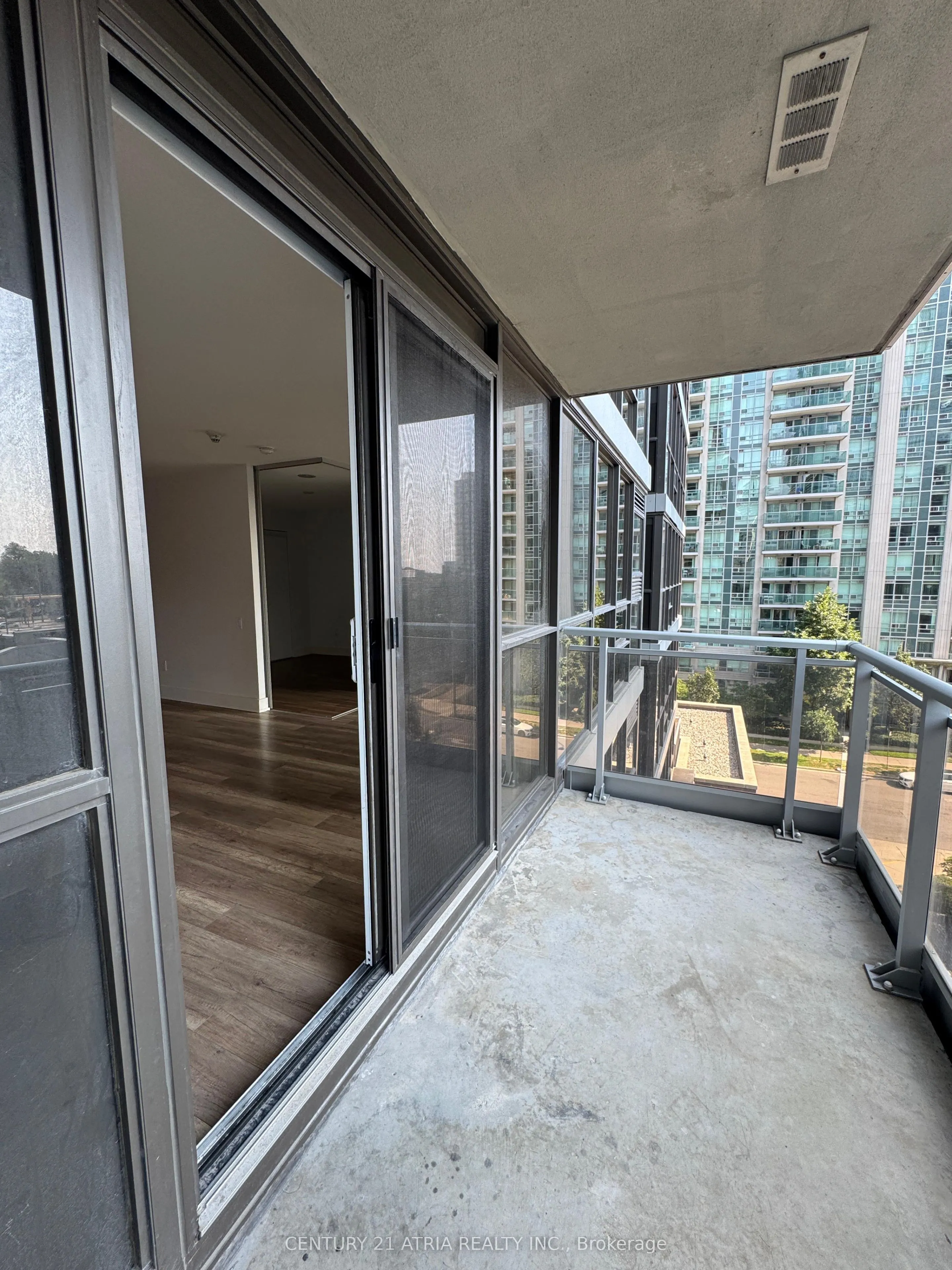 23 Sheppard Avenue E, #611