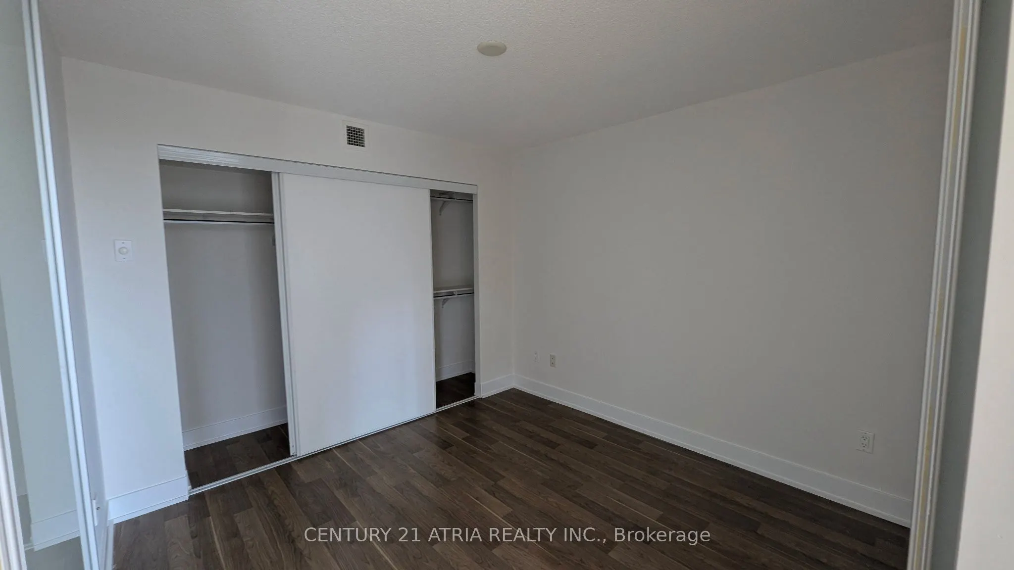 23 Sheppard Avenue E, #611