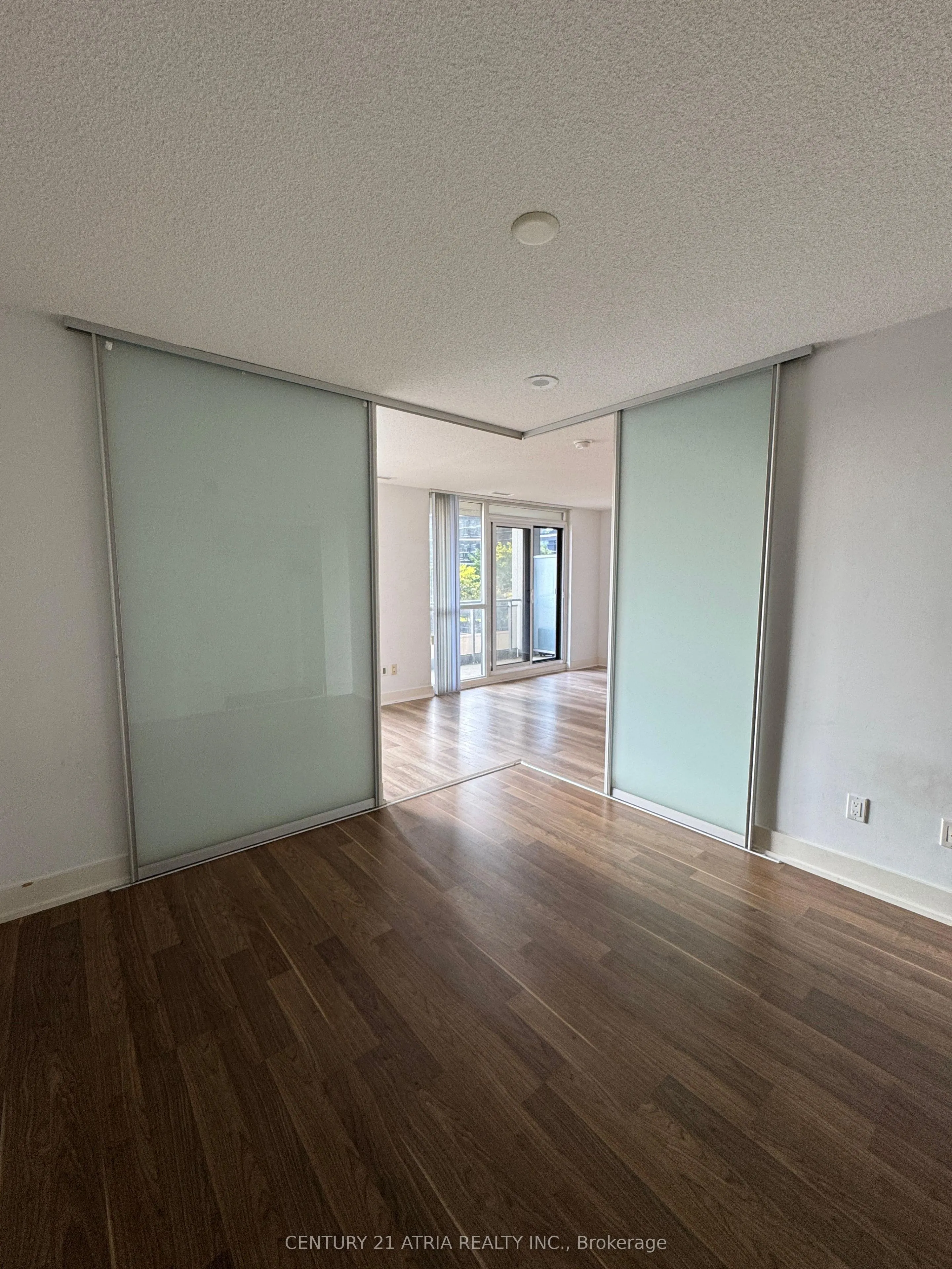 23 Sheppard Avenue E, #611