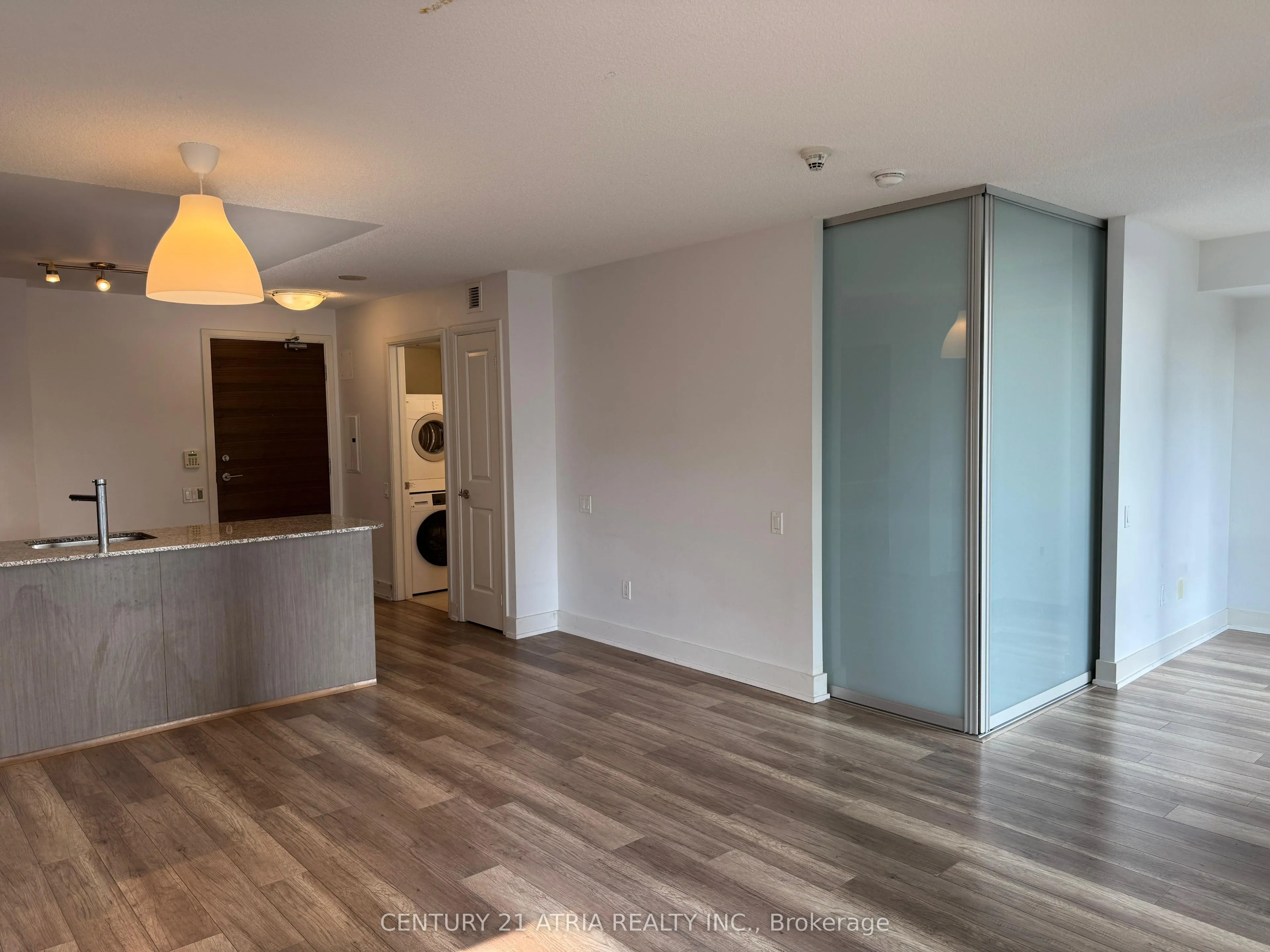 23 Sheppard Avenue E, #611