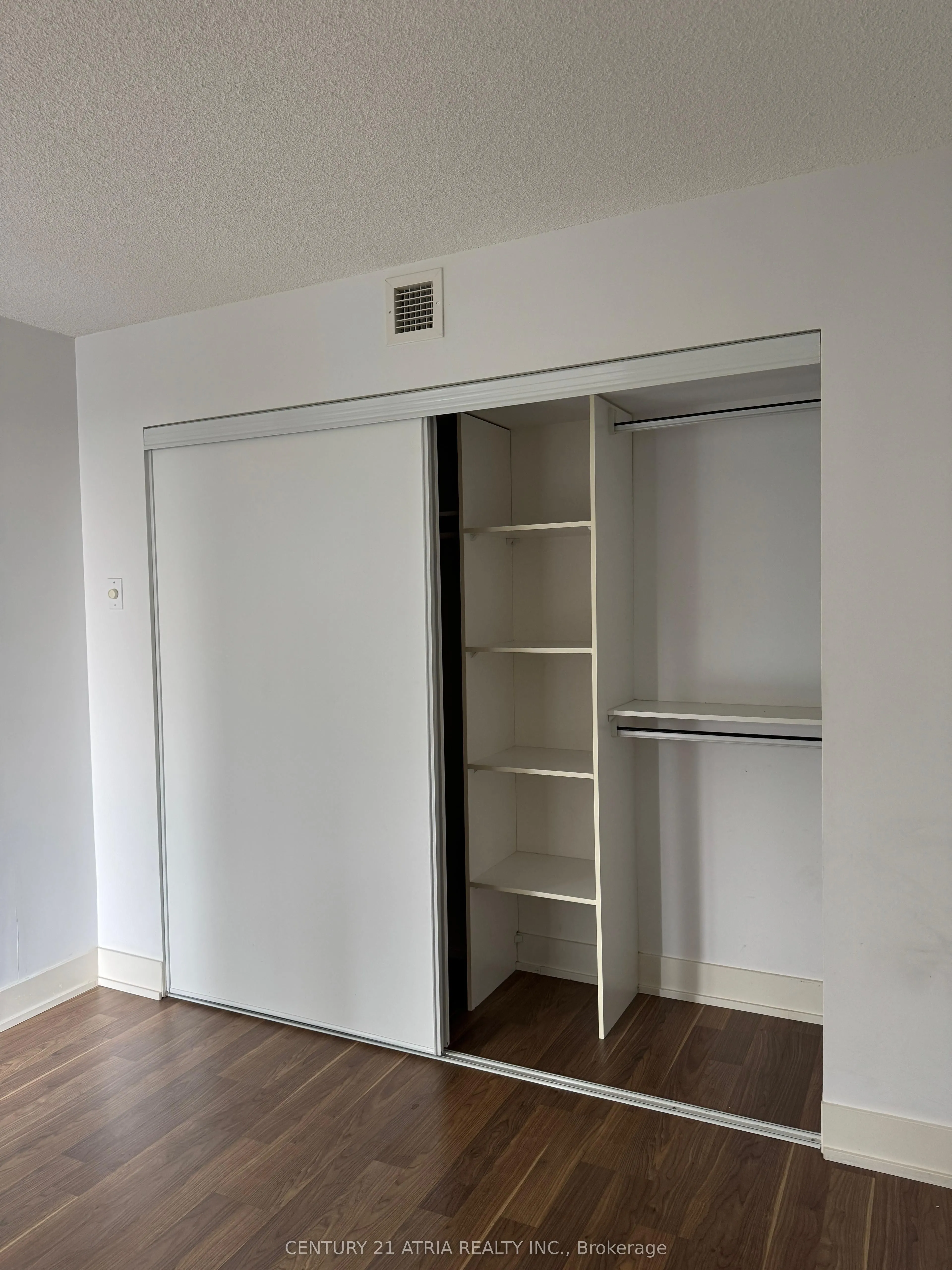 23 Sheppard Avenue E, #611