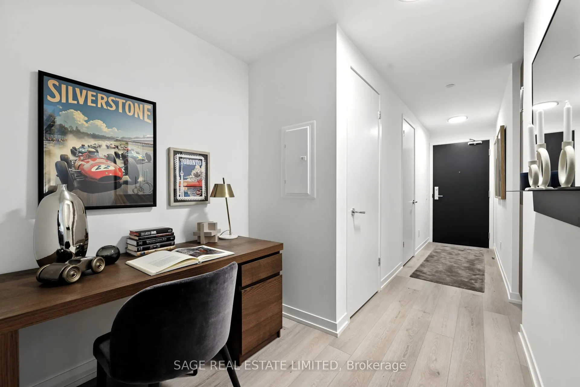 863 St Clair Avenue W, #206
