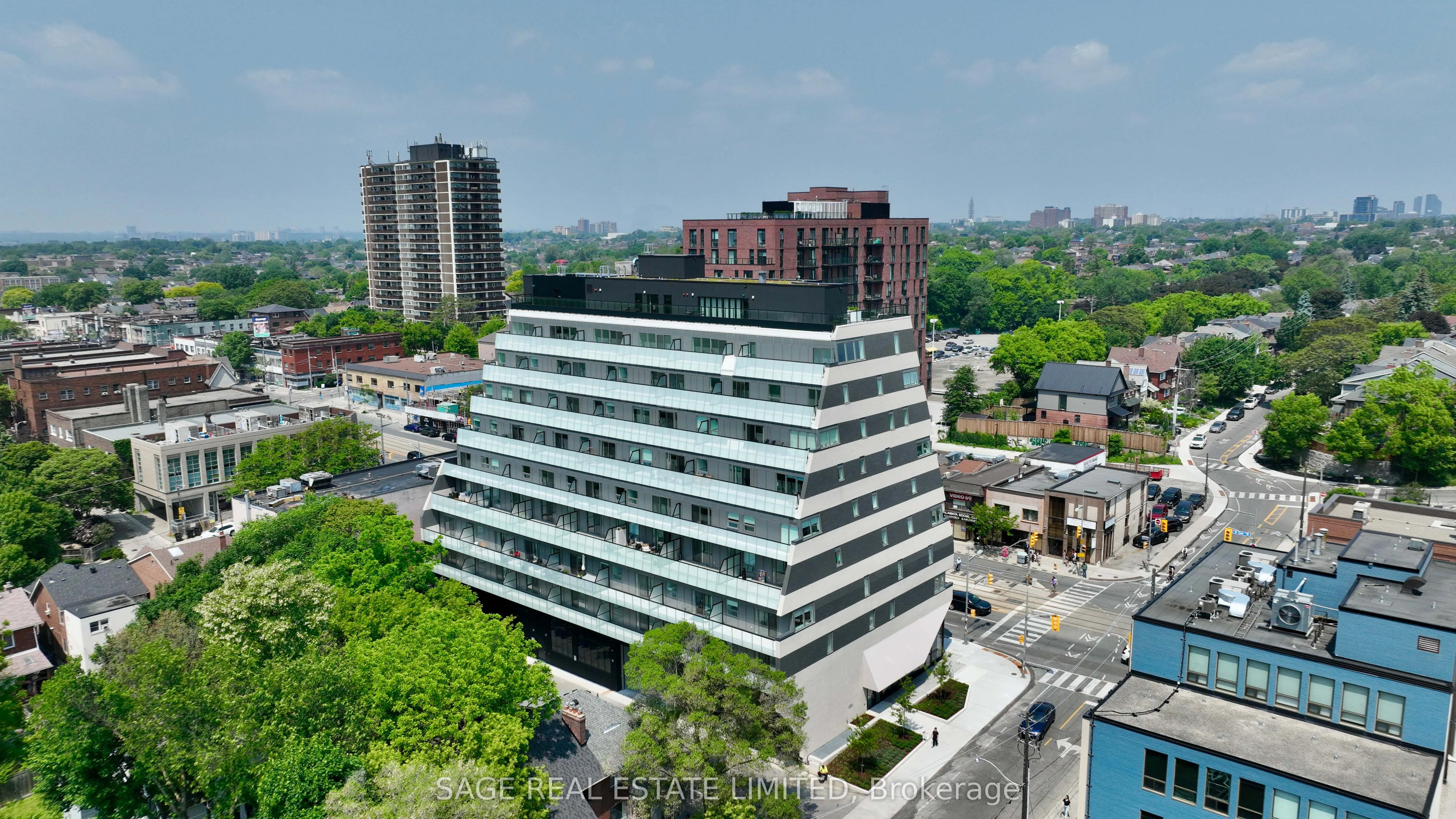 863 St Clair Avenue W, #206