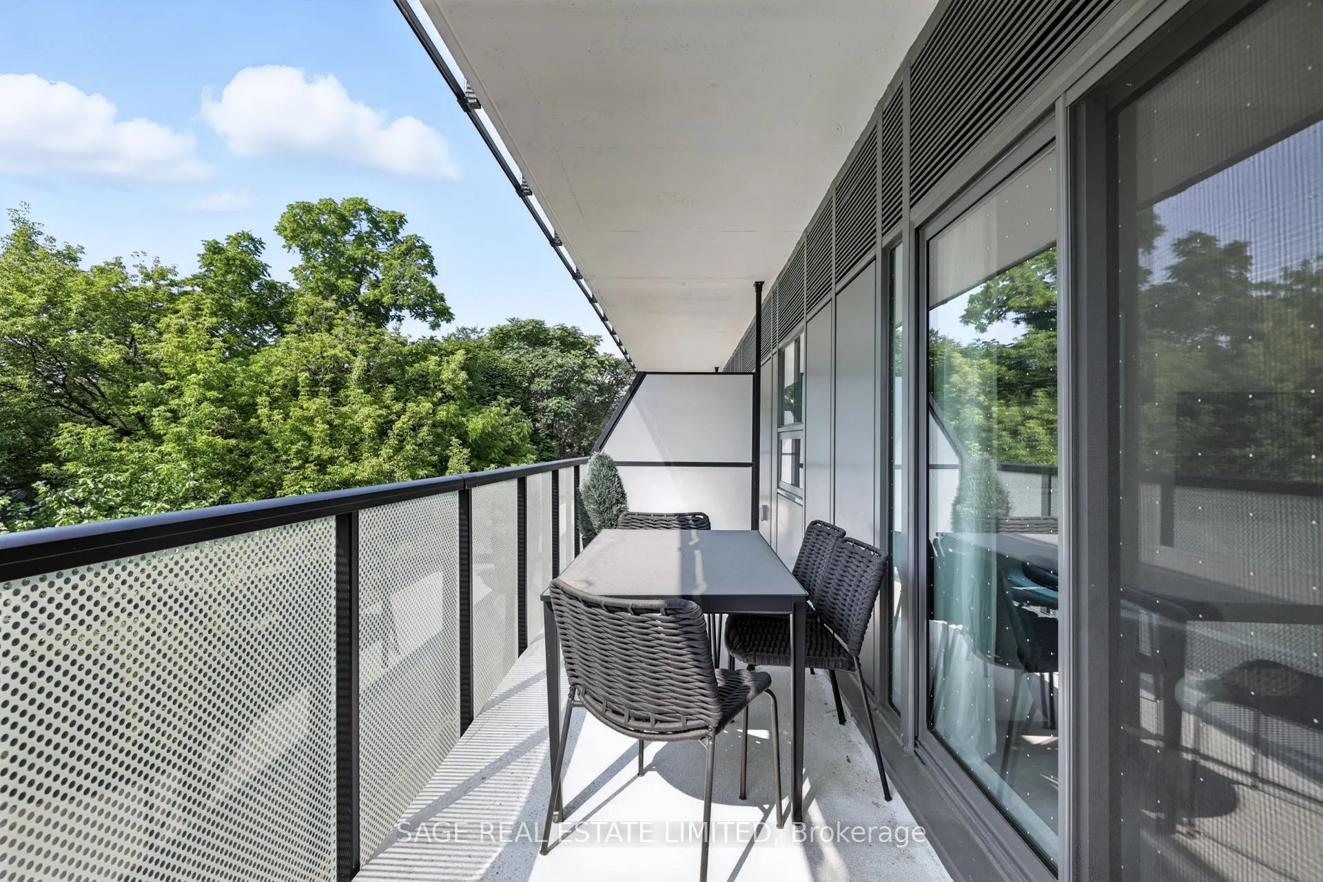 863 St Clair Avenue W, #206