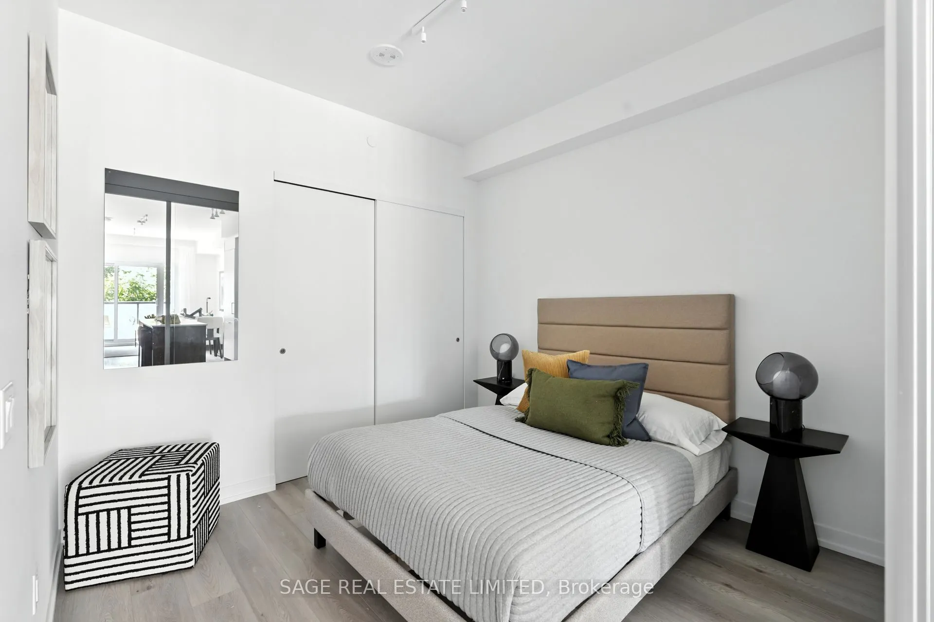 863 St Clair Avenue W, #310
