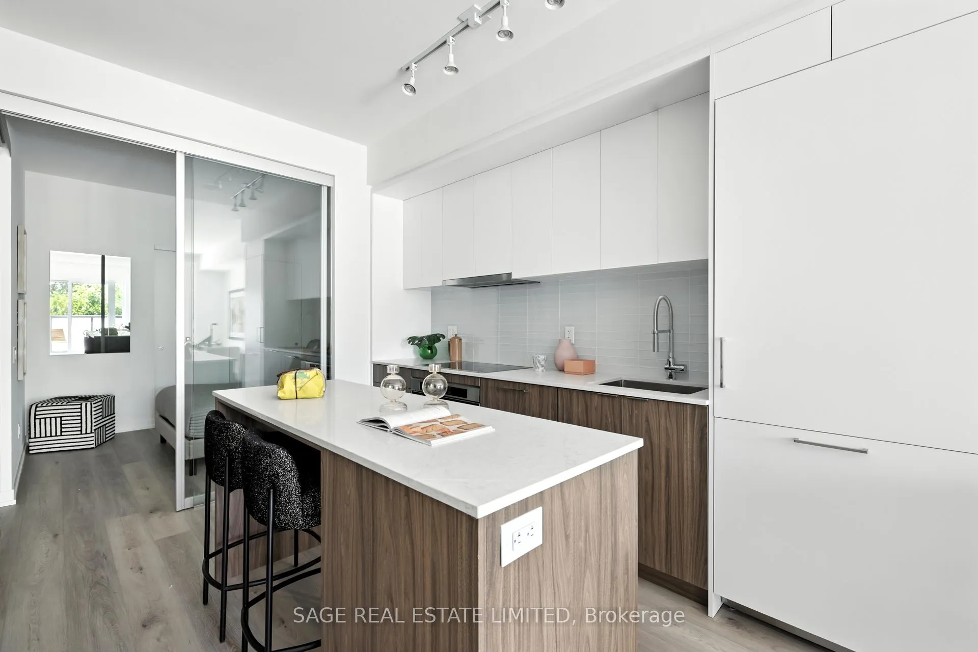 863 St Clair Avenue W, #310