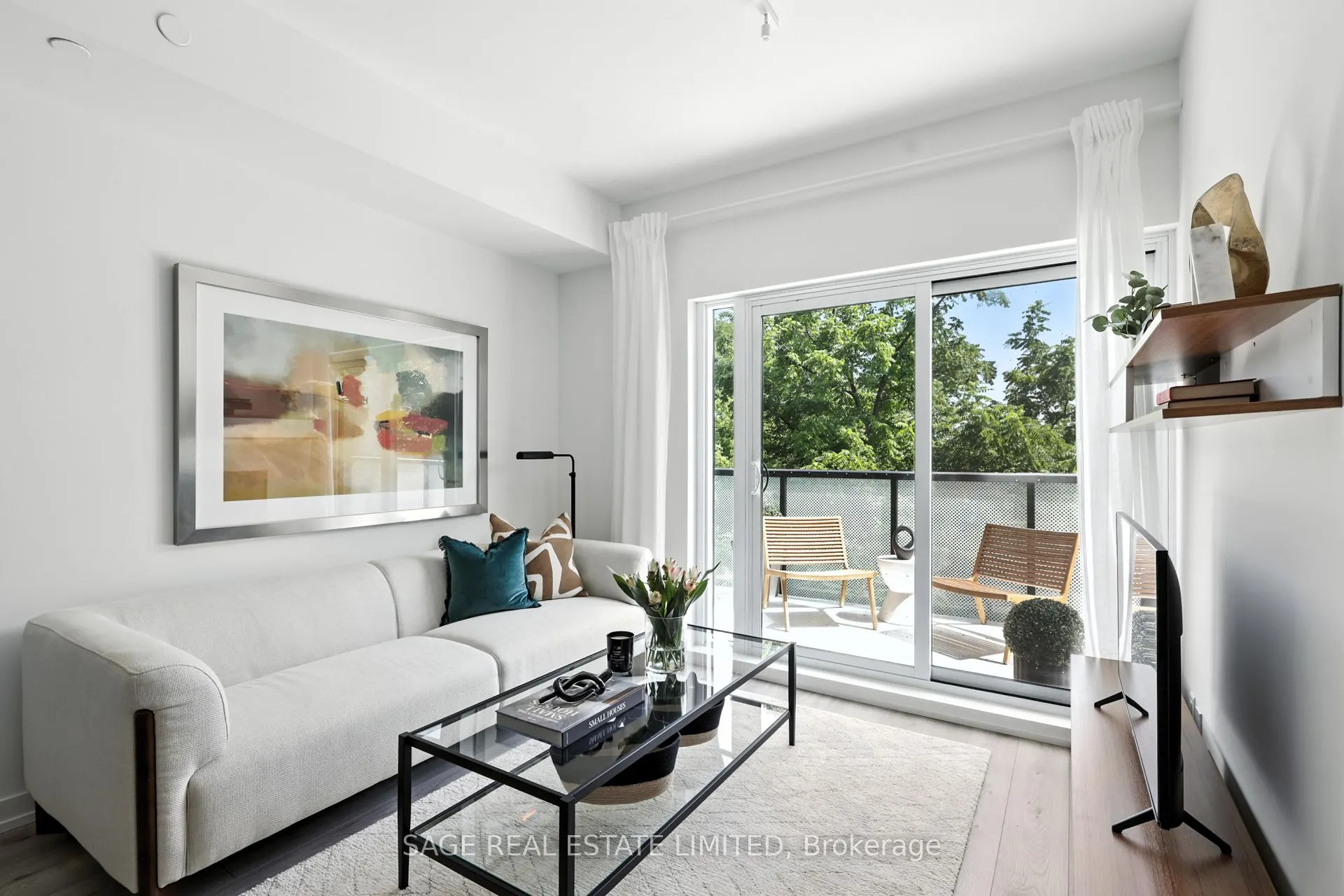 863 St Clair Avenue W, #310