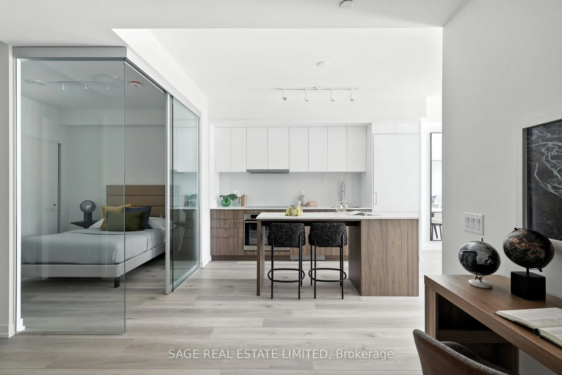 863 St Clair Avenue W, #310