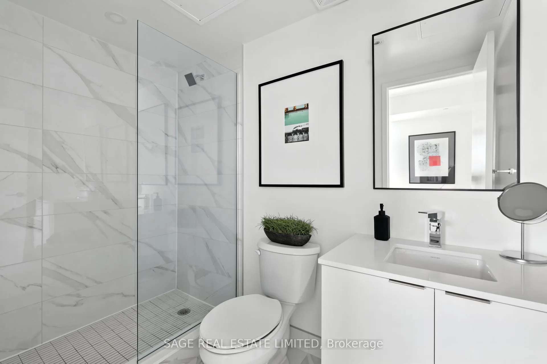 863 St Clair Avenue W, #808