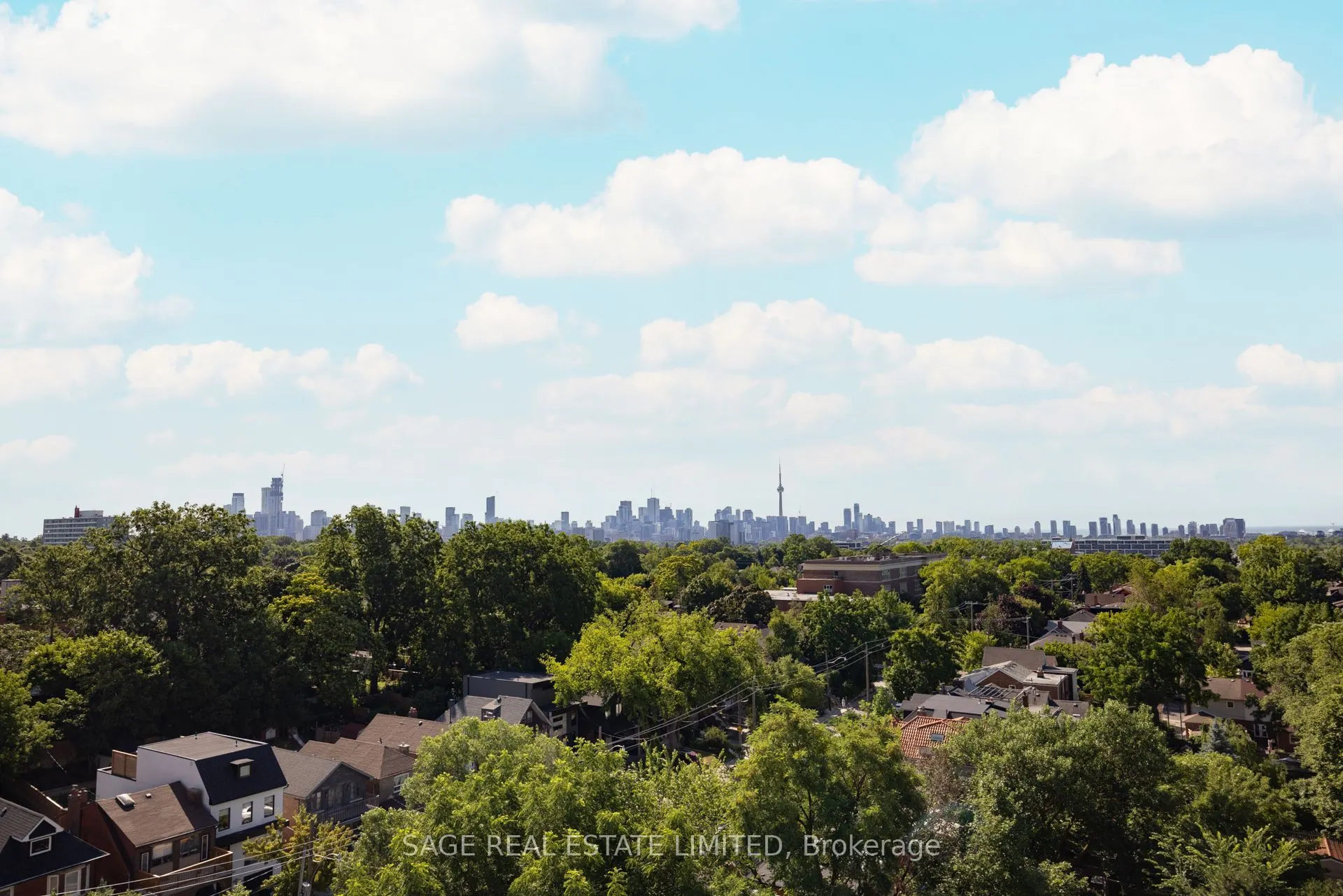 863 St Clair Avenue W, #808