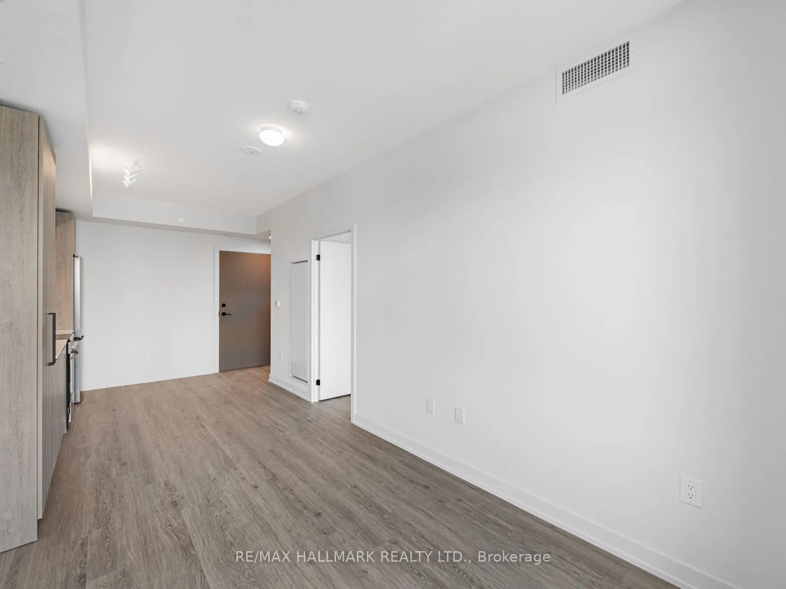 181 Sterling Road, #910