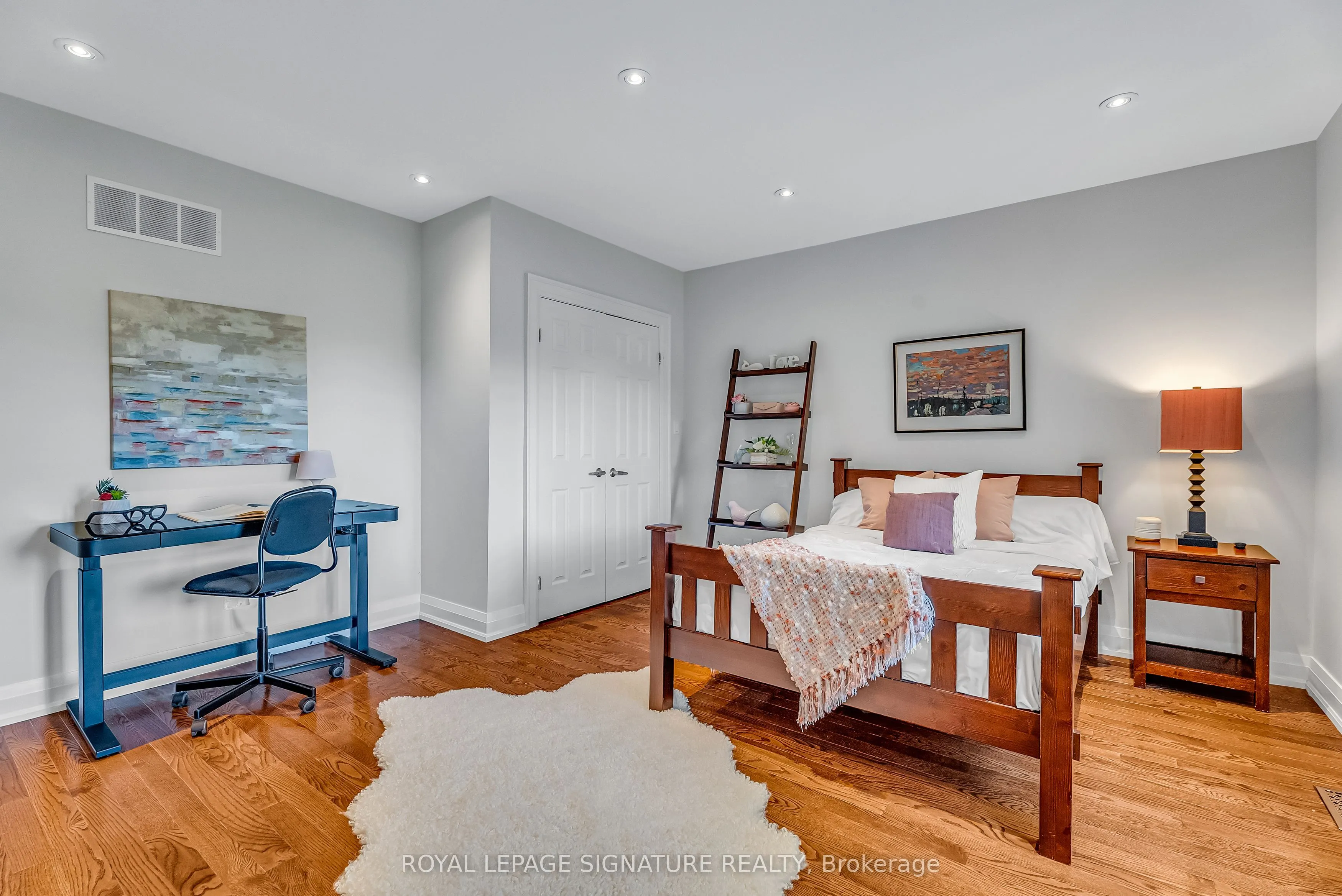 27 Caronport Crescent