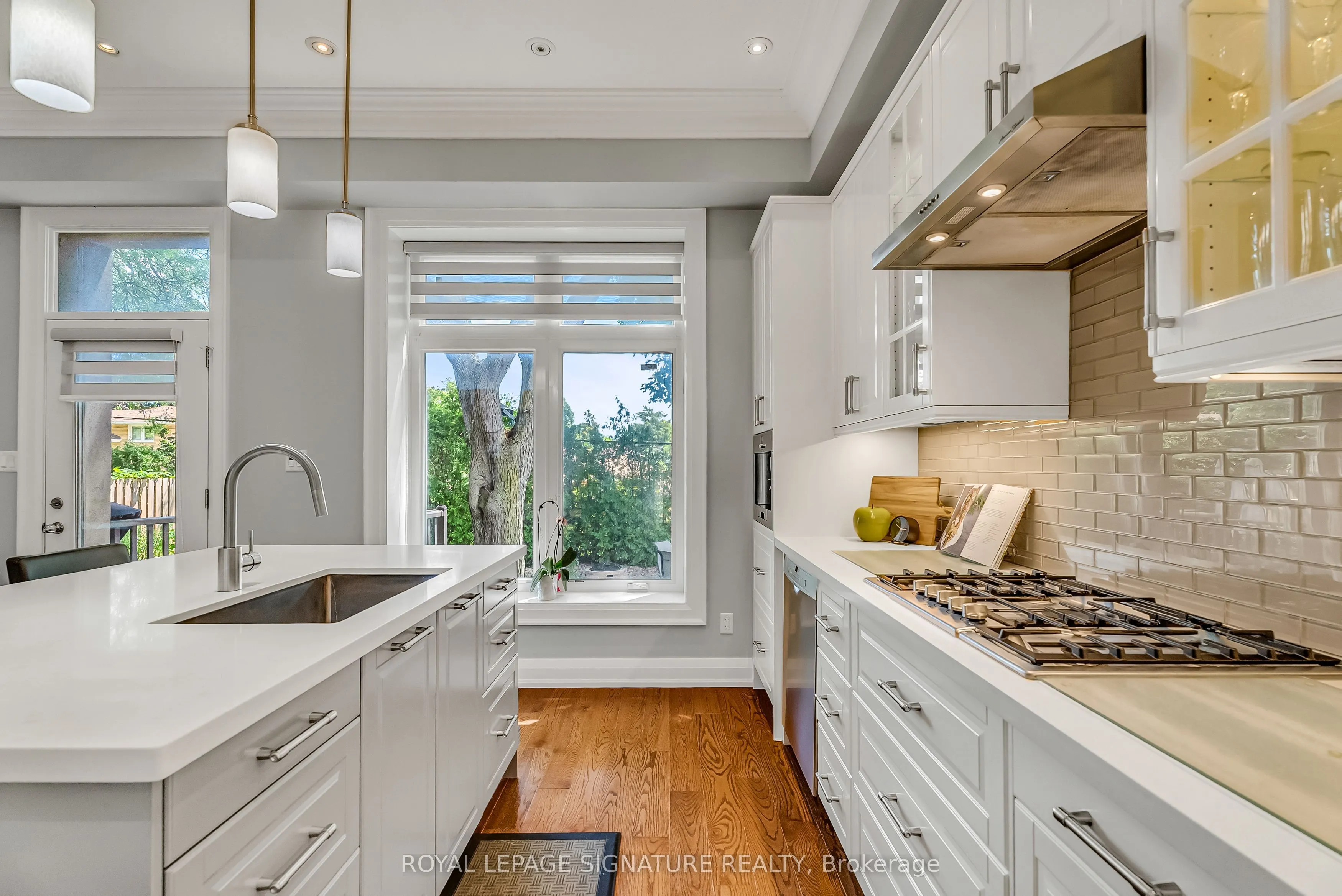 27 Caronport Crescent