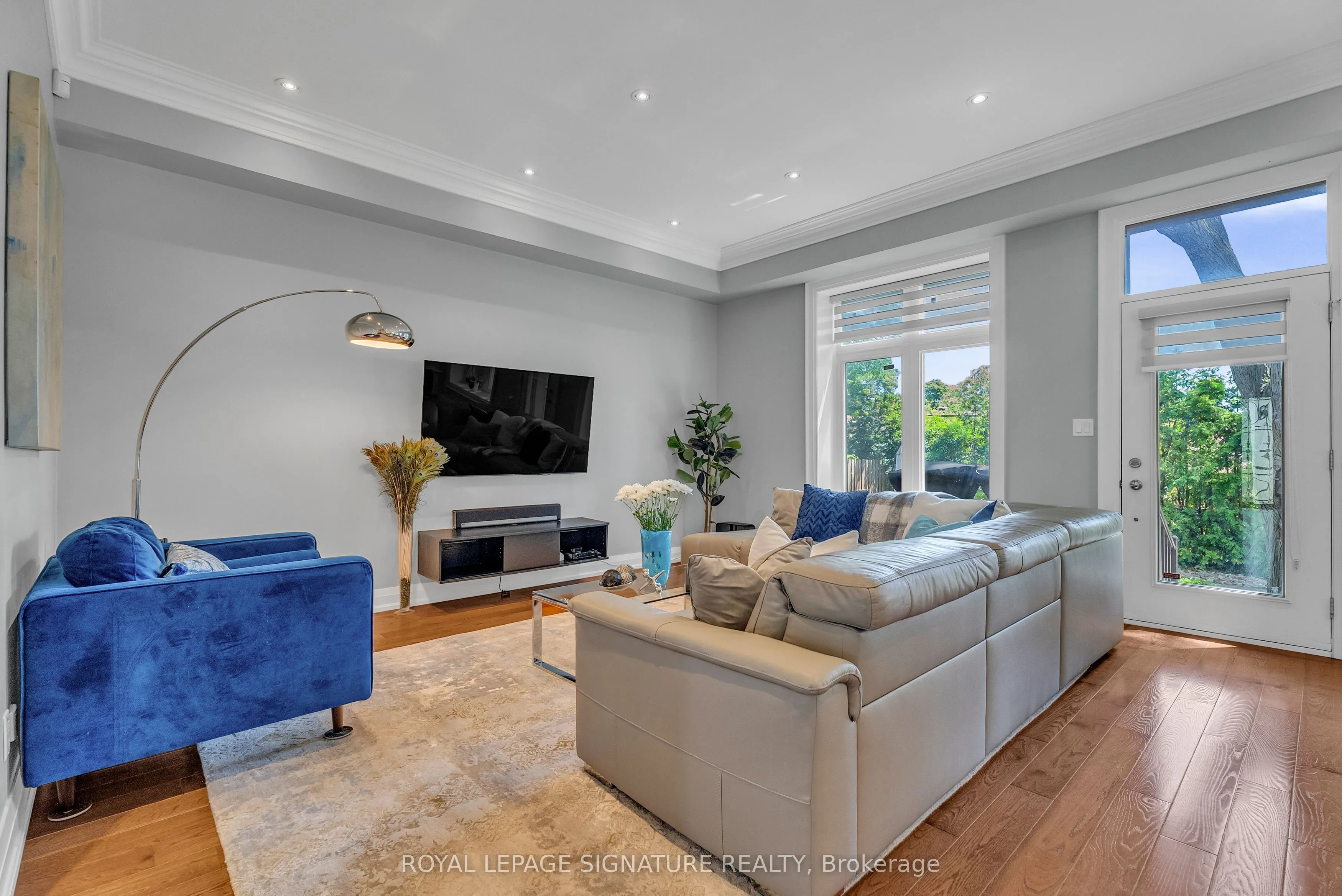 27 Caronport Crescent