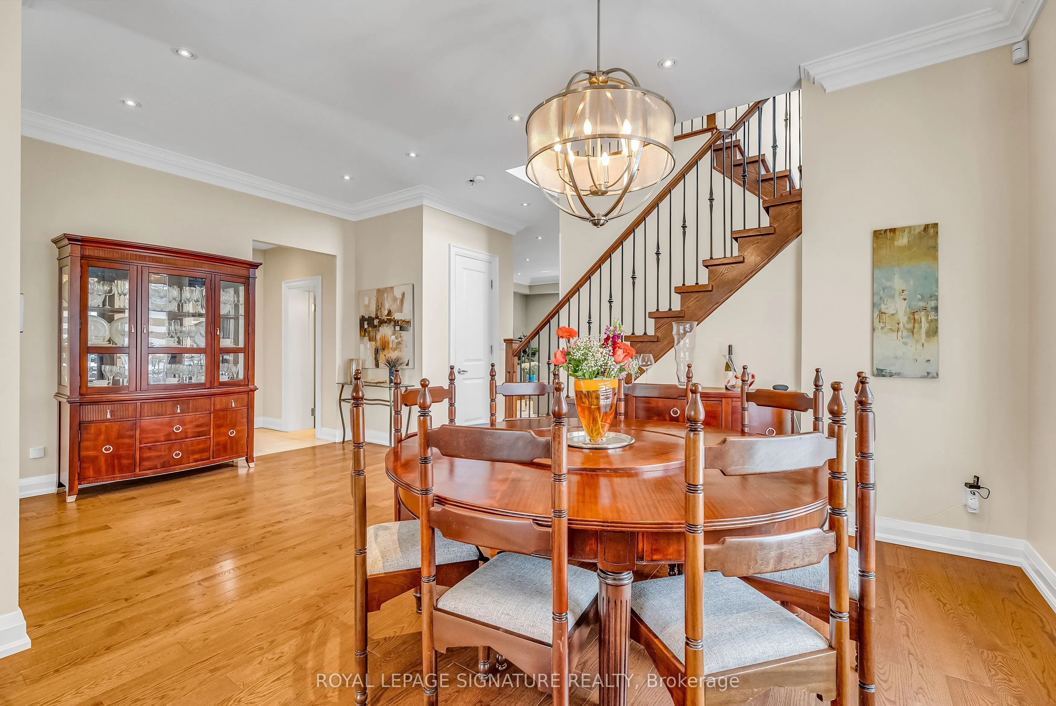 27 Caronport Crescent