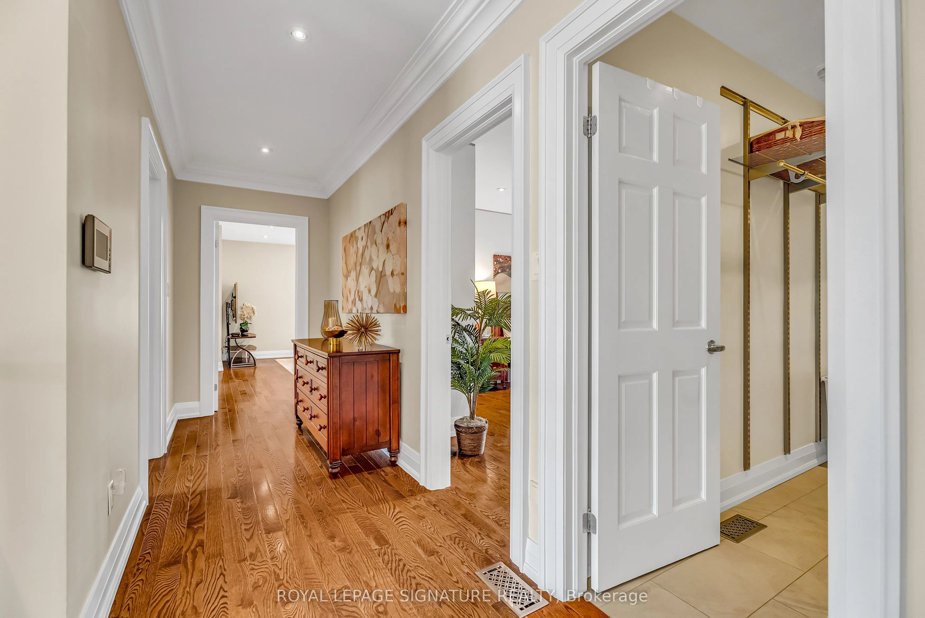 27 Caronport Crescent