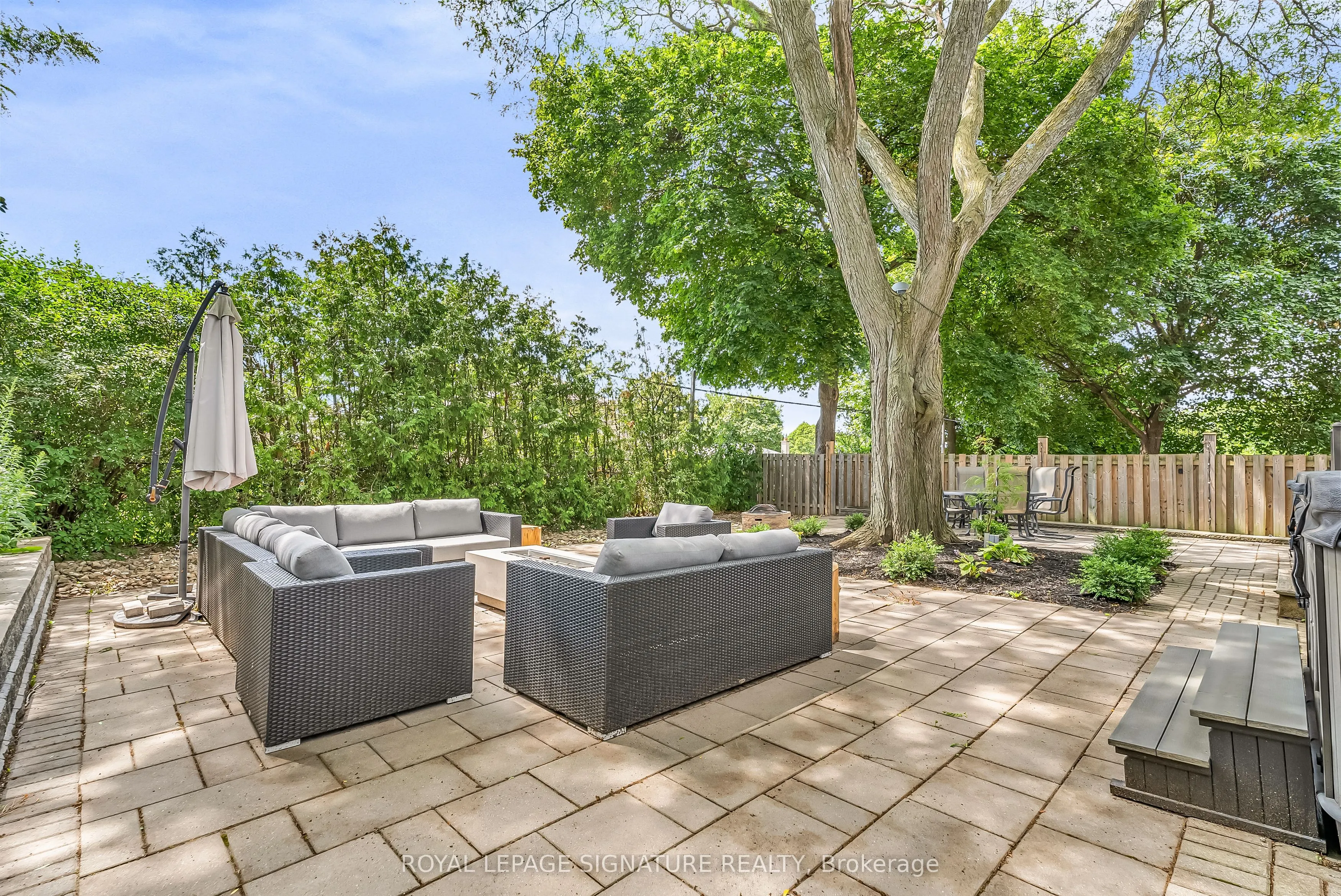 27 Caronport Crescent