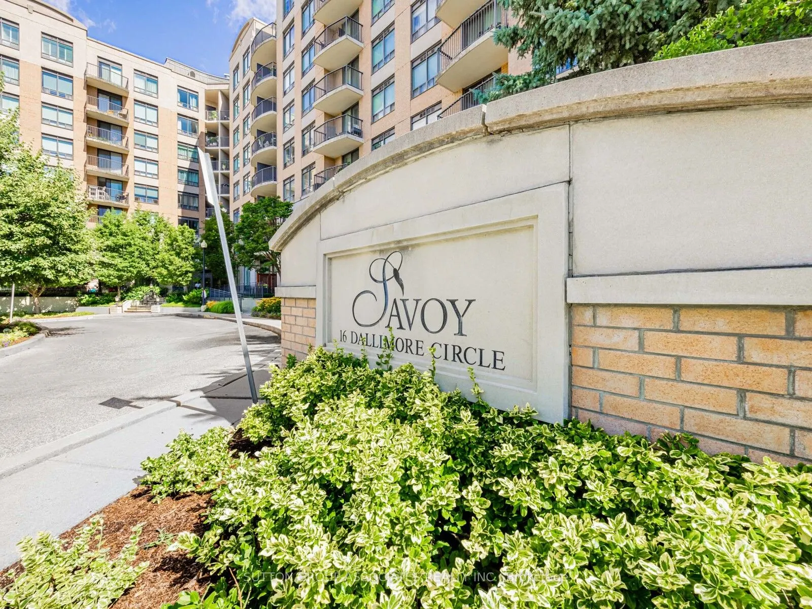 16 Dallimore Circle, #107