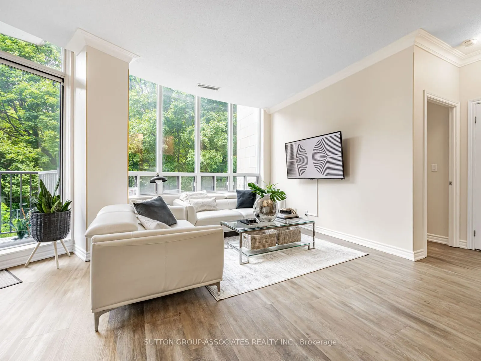 16 Dallimore Circle, #107