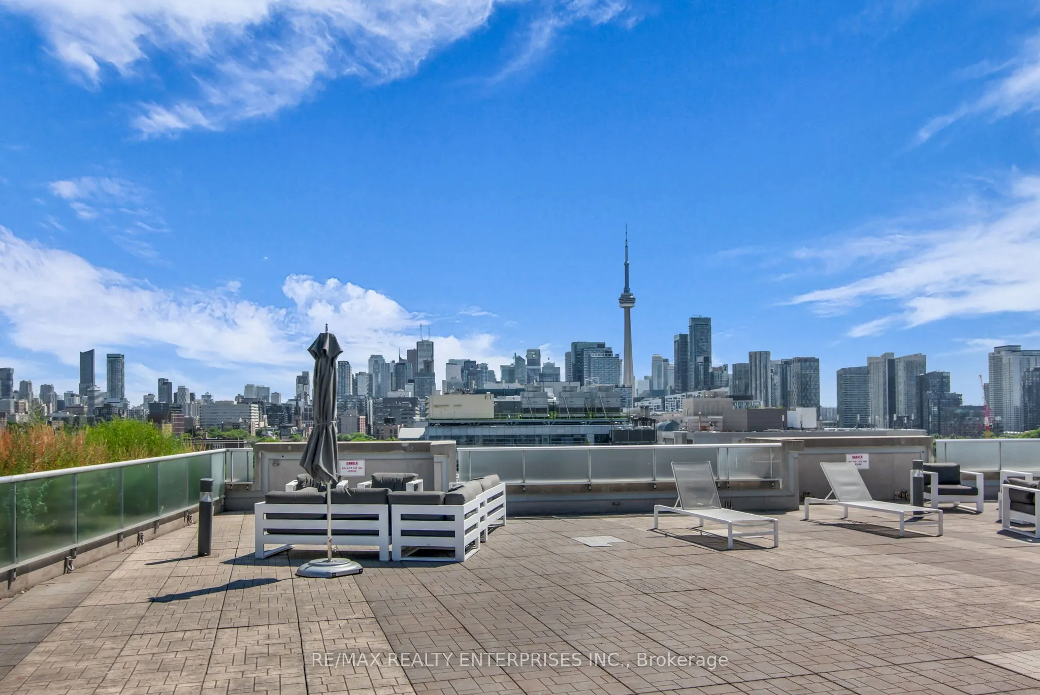 1005 King Street, #913