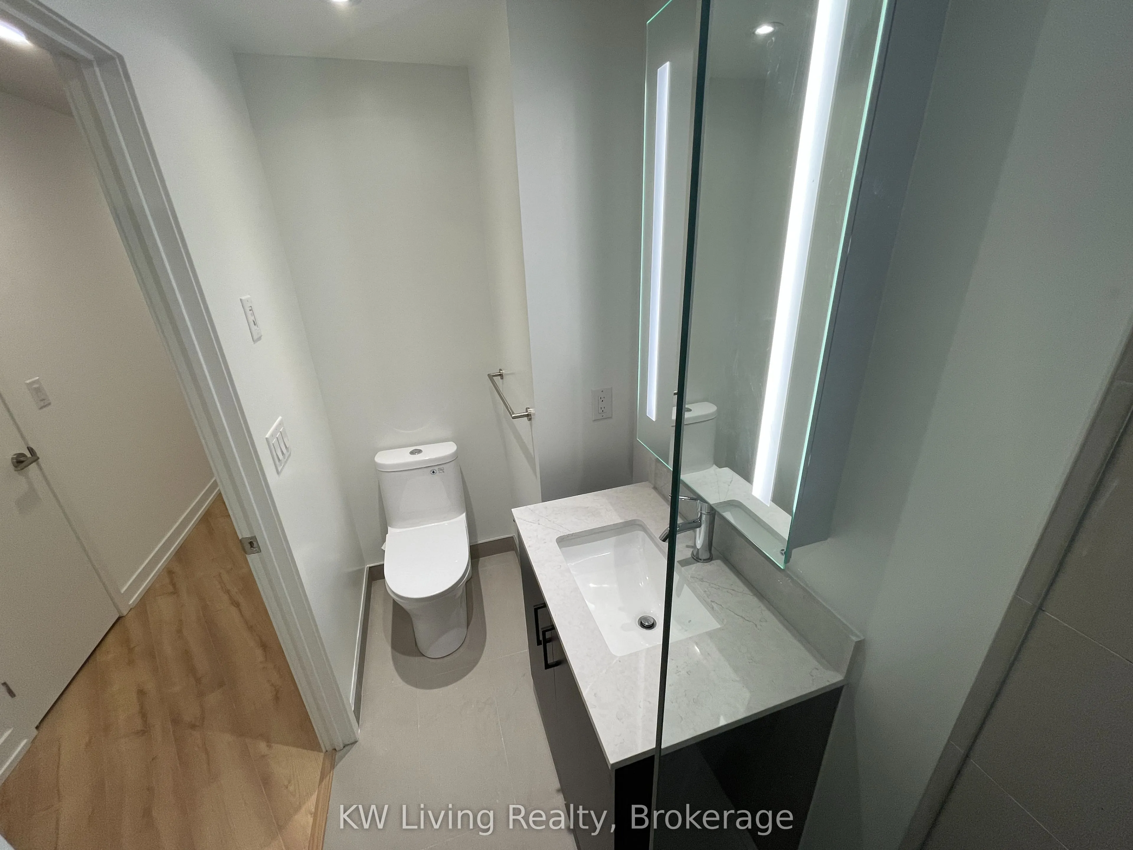135 East Liberty Street, #902